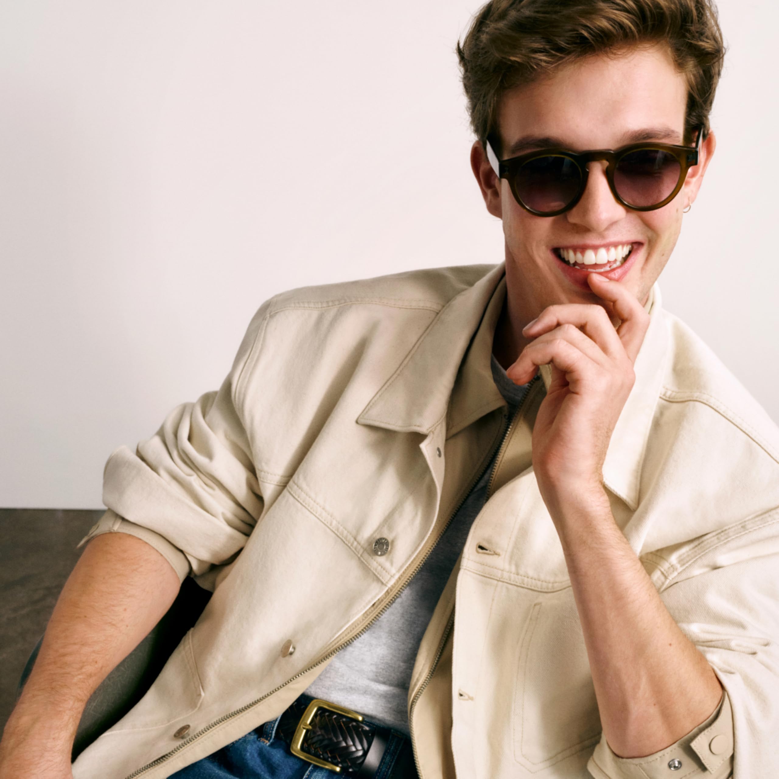 Amazon Essentials Hombre Chaqueta Funcional Vaquera Rígida de Corte Holgado
