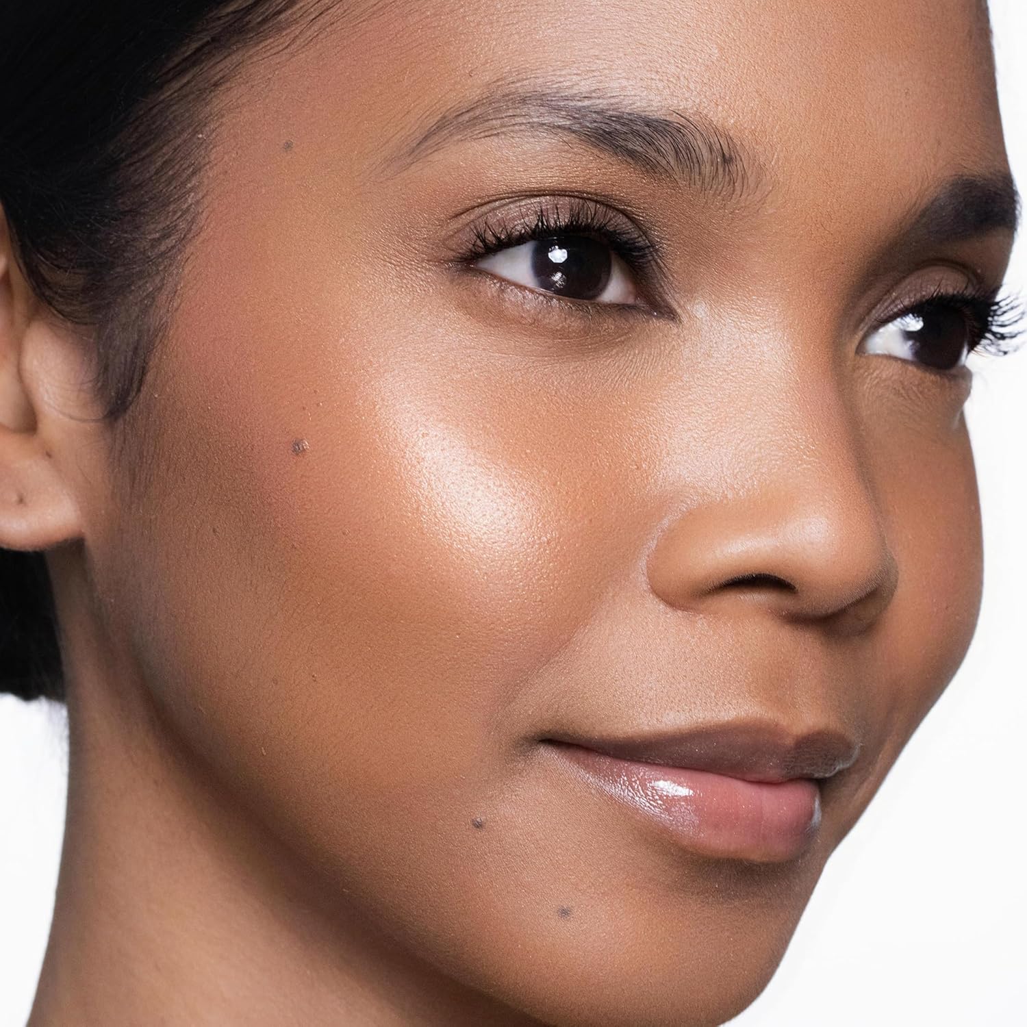 Trish McEvoy Liquid Face Color, in shade Glow, .12 floz/3.8 ml - Image 10