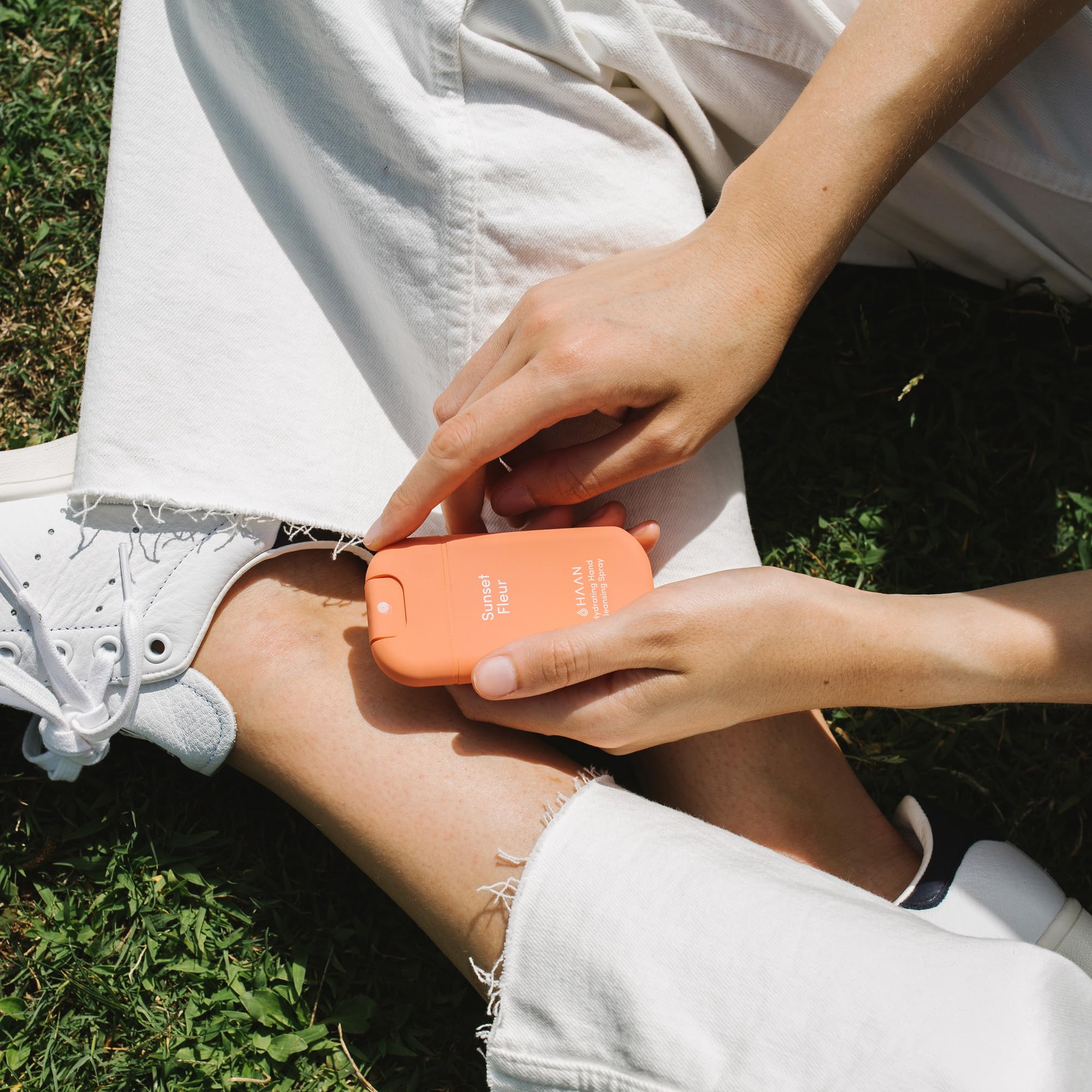 Pack HAAN Feuchtigkeitsspray für die Hände mit Aloe Vera, feuchtigkeitsspendende Handcreme und Mundspray, 4 Stück – 1 Stück pro Duft: Sunset Fleur, Morning Glory, Coco Cooler und Apple-a Day
