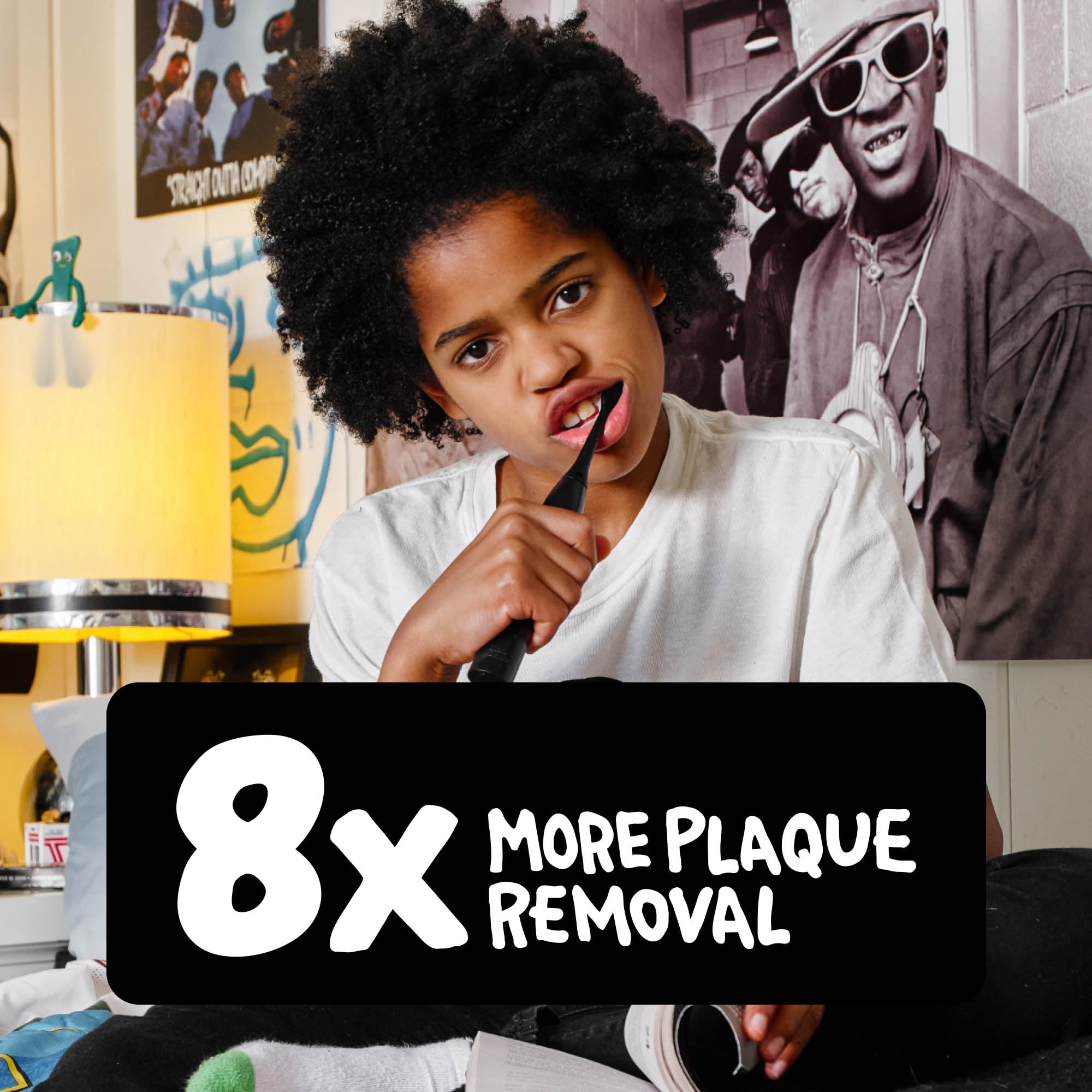 Made by Dentists Sonic X Cepillo de dientes eléctrico – Cepillo de dientes Sonic recargable para niños, 8 veces eliminación de placa, 2 modos de velocidad, temporizador de 2 minutos, 6 cabezales de