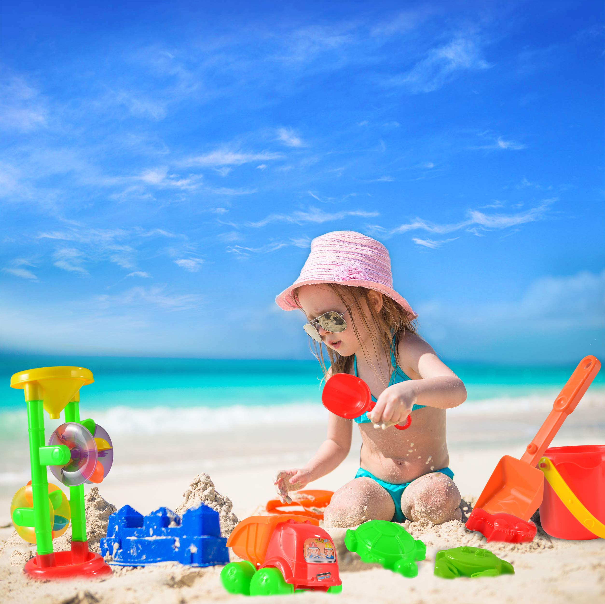 JOYIN 24 Stück Strand Sandspielzeug Set mit Sandrad, Lastwagen, Sandformen, Eimer, Gießkanne, Sandschaufel, Sandspielzeug für Jungen Mädchen Kinder (1 Netzbeutel enthalten)