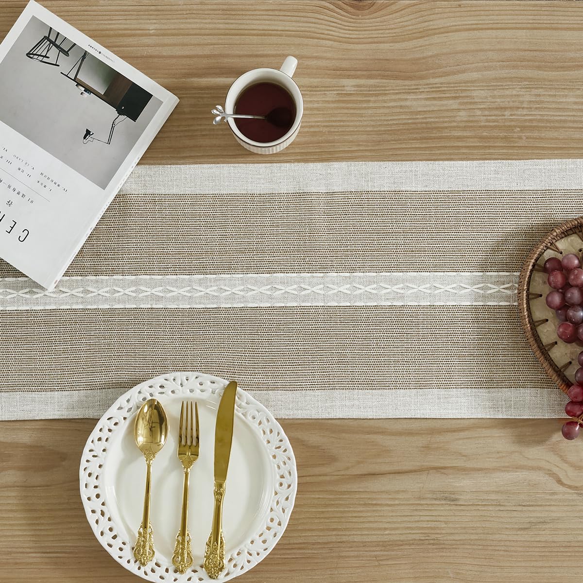 Wracra Runner da tavola in Lino e Cotone con Ricamo, Runner da Tavolo caffè da Esterno per Interni in Stile casalingo 275cm per Decorazioni di Cucina per Sala da Pranzo di Partito