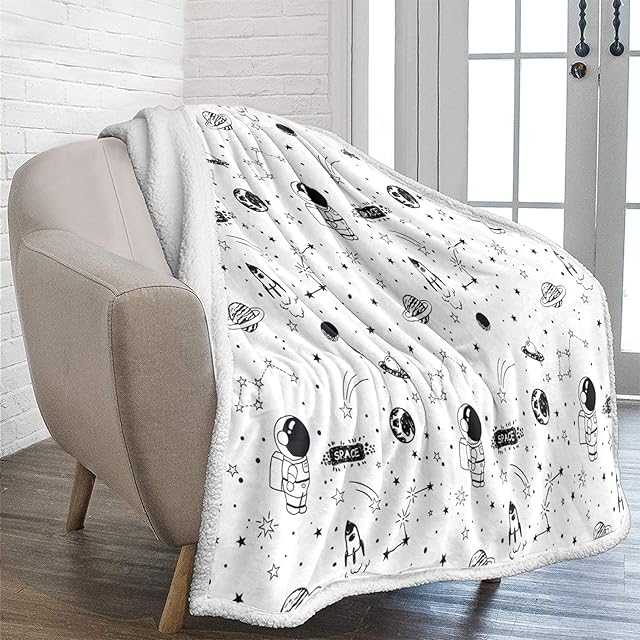 Lunoroey Kids Blankets Throws Sherpa Fleece Throw Blanket Black And White Galaxy Space Universe Stars Astronauts Printed Sofa Blanket Soft Fuzzy Room Decor Gift 150x200cm