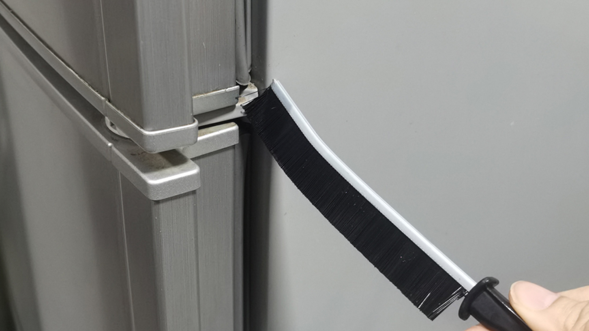 Lot De 2 Brosses à Joints En Nylon Et Métal (brosse à Joints 1 X Nylon