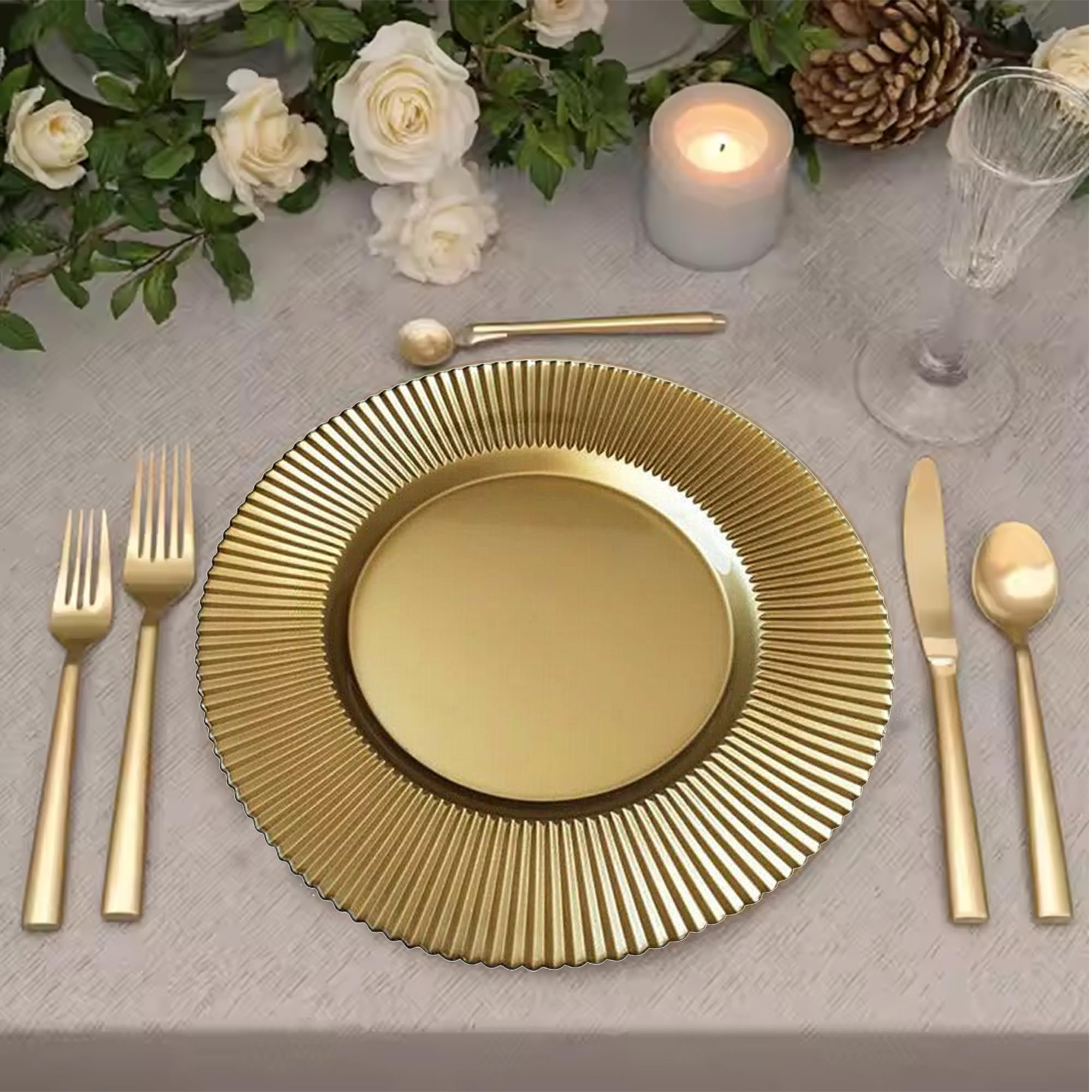 Platos de carga dorados con borde acanalado, 33 cm, elegantes placas inferiores de polipropileno para bodas, fiestas, aniversarios, cumpleaños, vajilla, eventos de catering y eventos especiales, juego