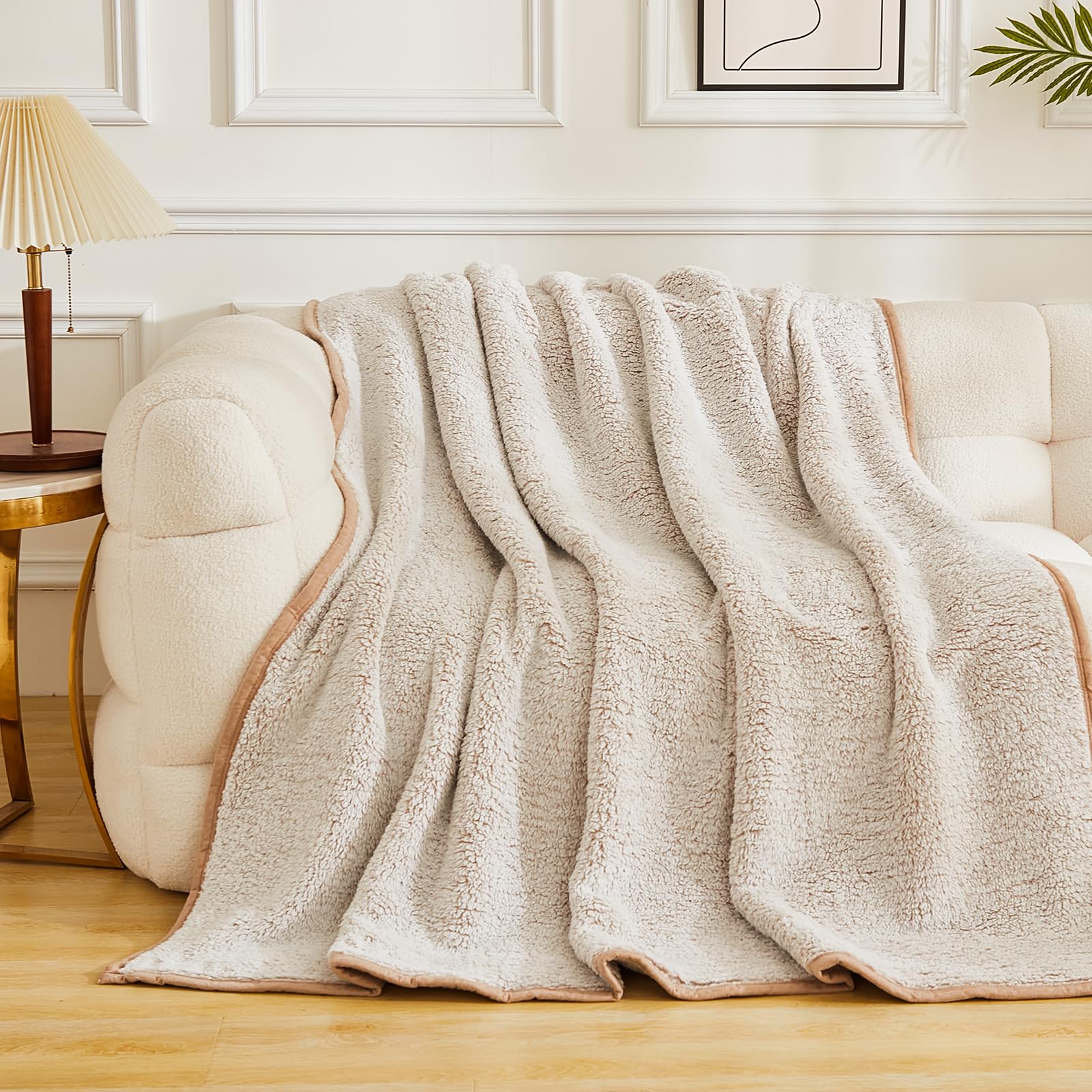 EMME Fuzzy Fleece Warm Twin Blanket 152x203 cm Ultra Soft Large Warm Sherpa Blanket Microfiber Cozy Blanket for Couch Sofa Lightweight Fuzzy Thick Reversible Blanket,Khaki - Image 4
