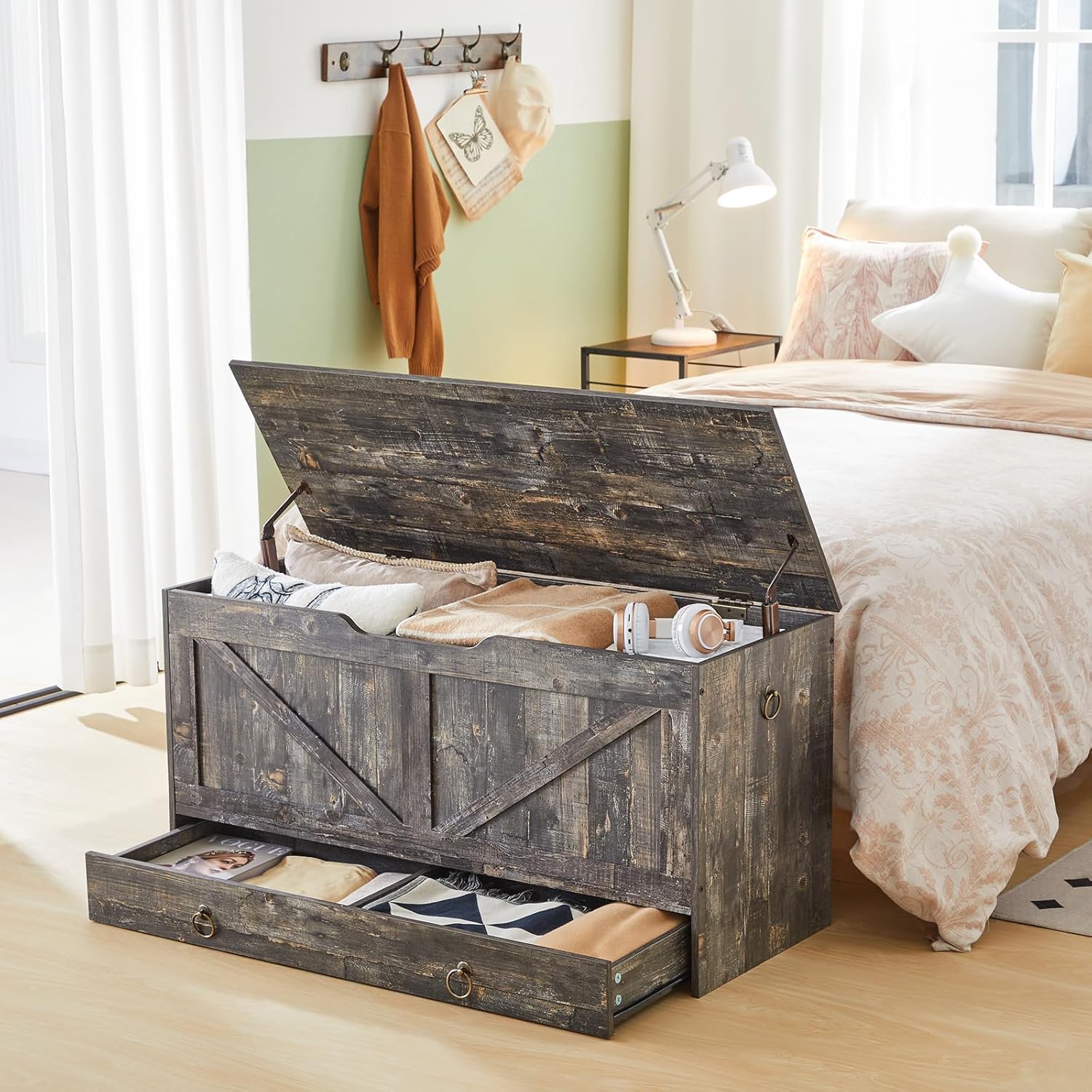 HOOBRO Storage Chest, 39.3" Toy Chest with Drawer, Wooden Storage Bench, Sturdy Entryway Bench Supports 220 lb, Shoe Bench, Safety Hinge, U-Shaped Opening, Easy Assembly, Vintage Gray VP710CW01G1