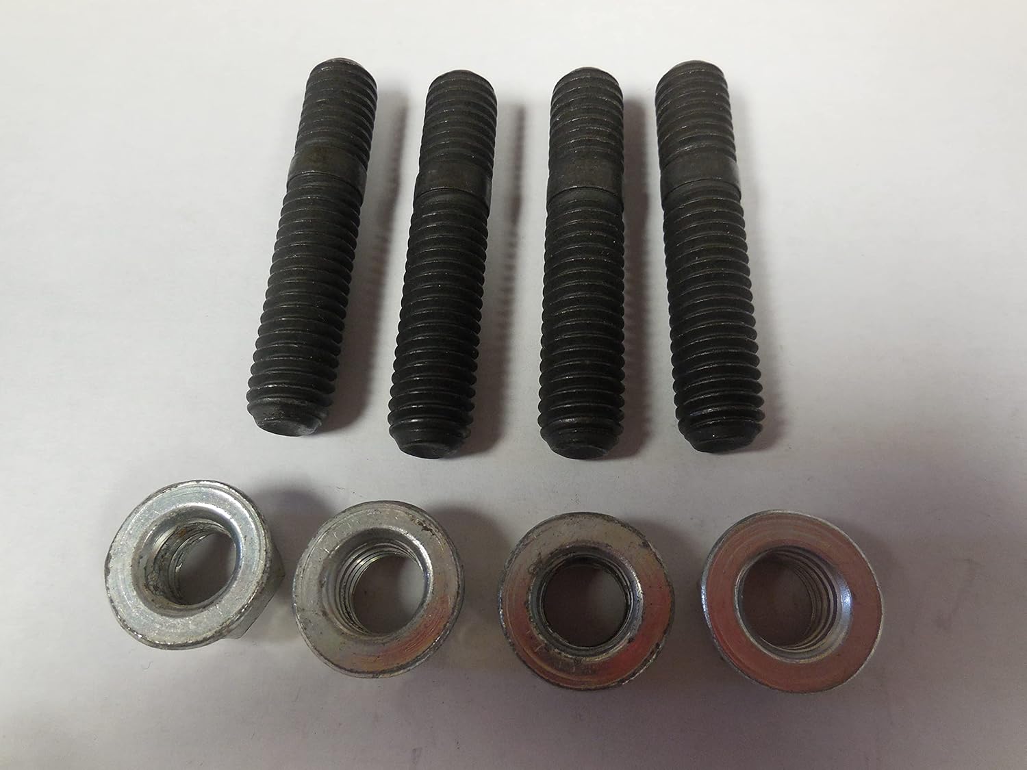 EXHAUST MANIFOLD STUDS & NUTS 1965-1973 289 302 351 352 390 429 460 V8