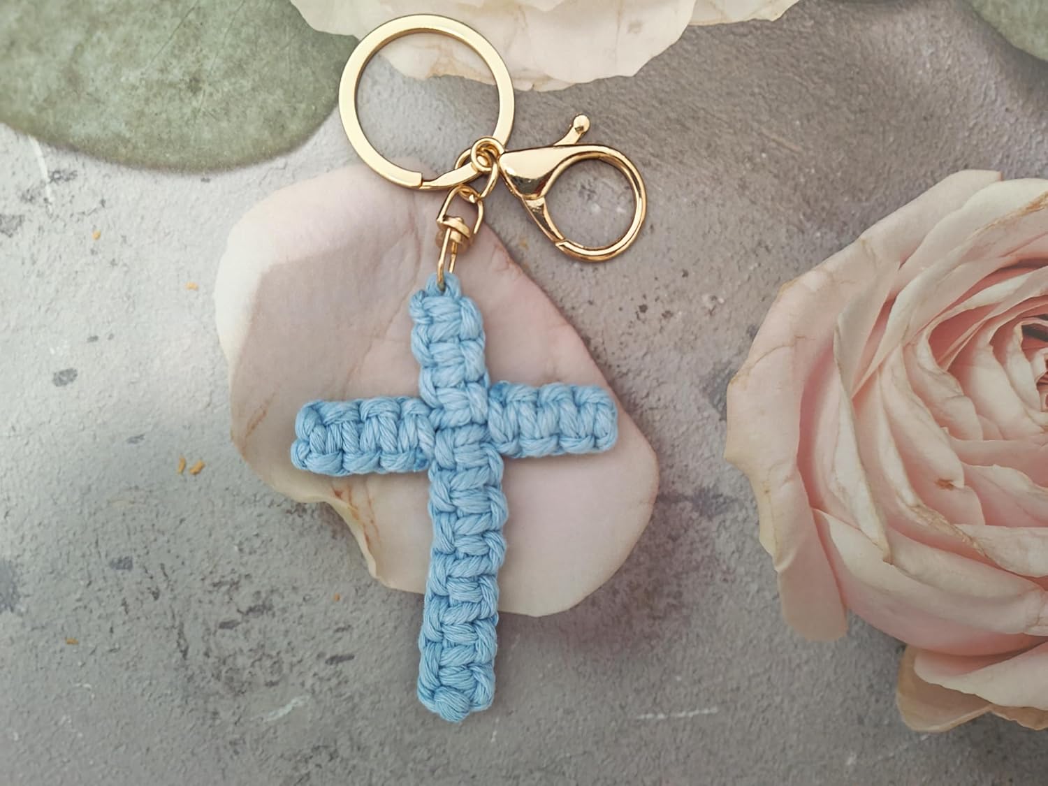 Ouyatoyu 4pcs Macrame Cross Keychain, Jesus Christian Key Chain Handmade Soft Cross Keychain for Women Men Gifts Jesus Faith Gifts Bag Charm Car Accessories image 5