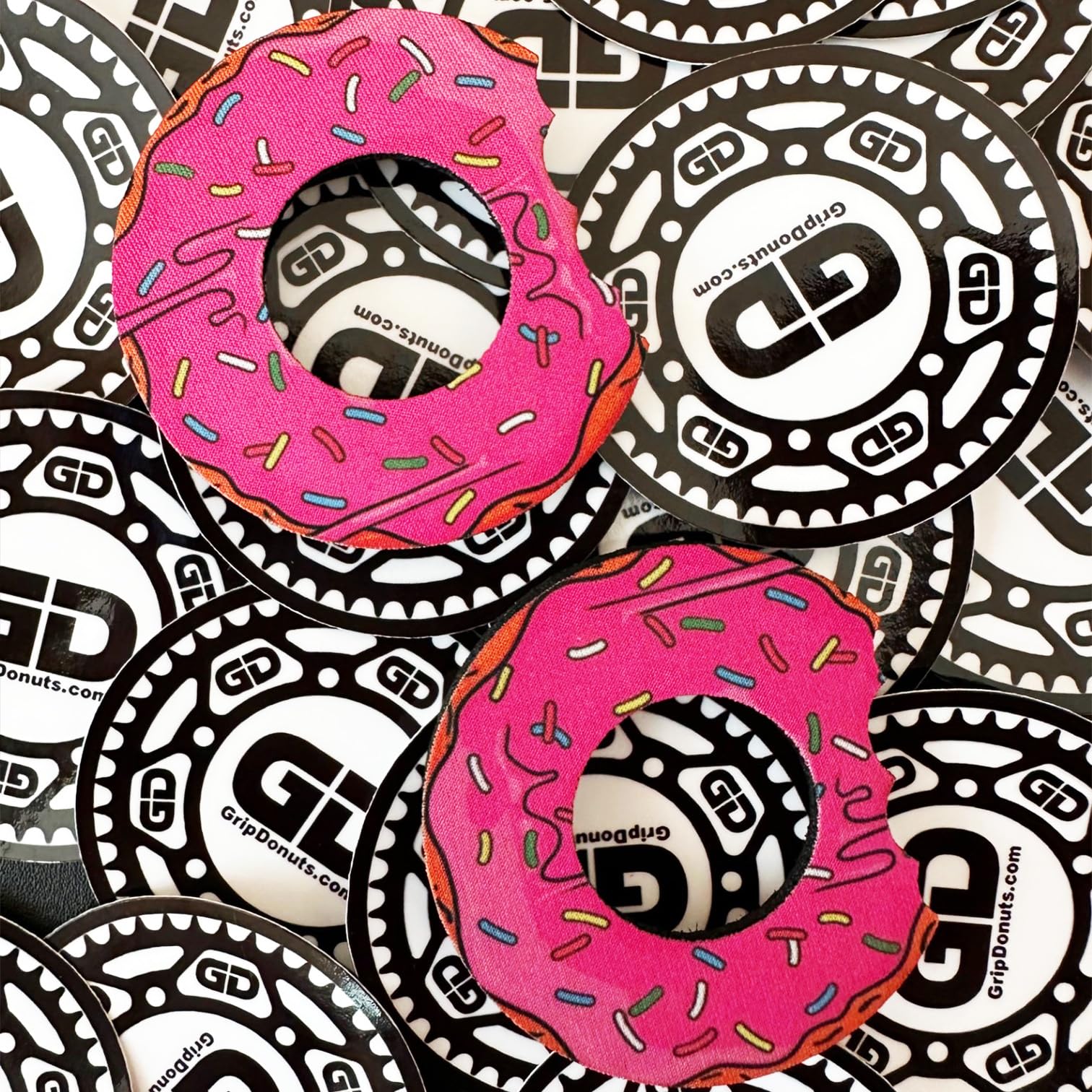 ドーナツ　ピンク Amazon.co.jp: ピンクドーナツ - Gripdonuts.com® プレミアム MX