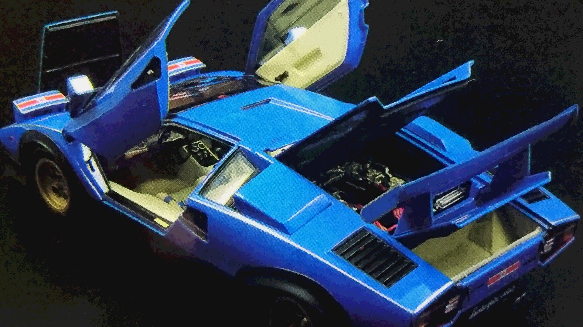Amazon.co.jp: 京商 1/18 ランボルギーニ カウンタック LP500S WW 