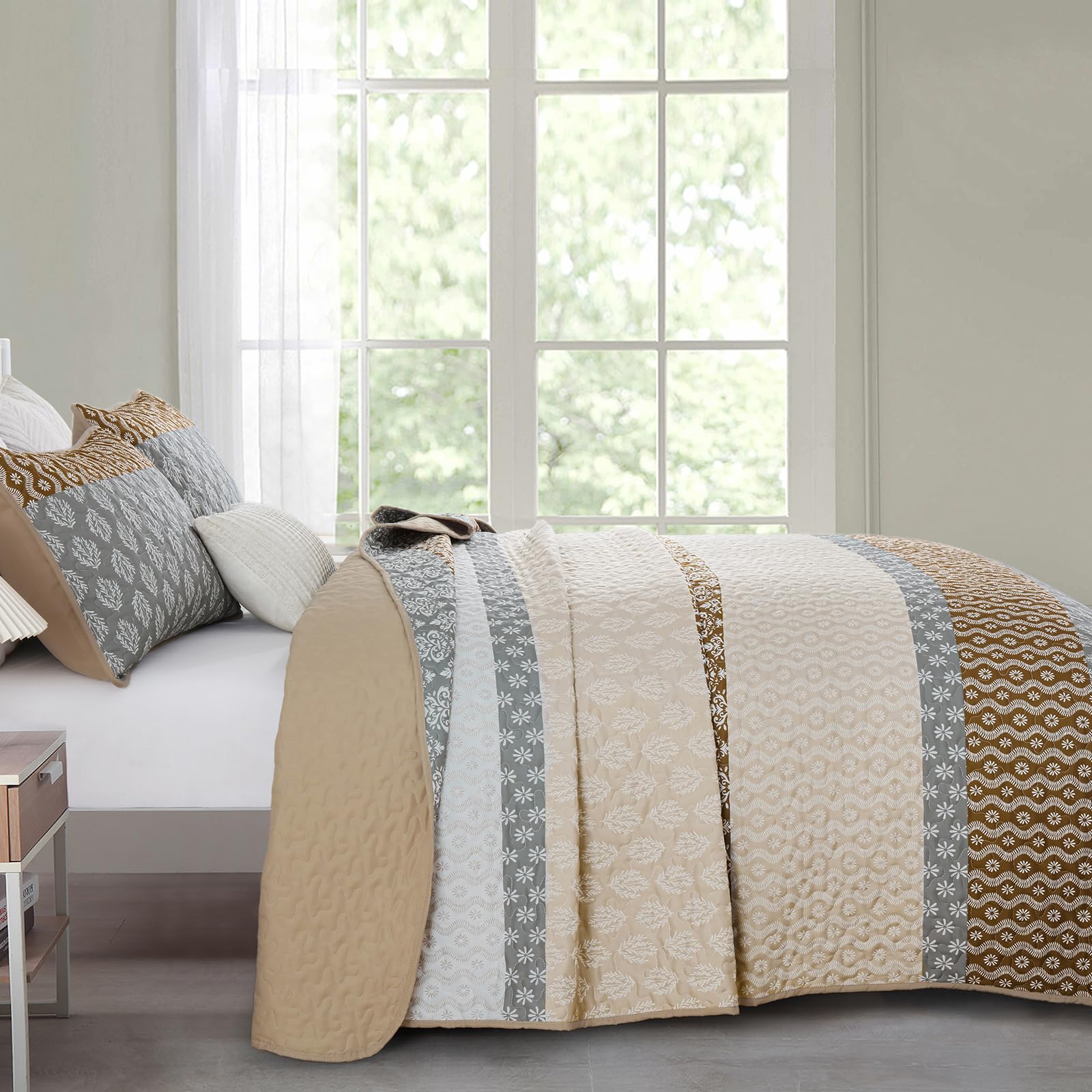Set Biancheria Da Letto King Size Bohémien – Trapunta Rigata 264x228 Cm + 2 Federe – Leggero E Morbido