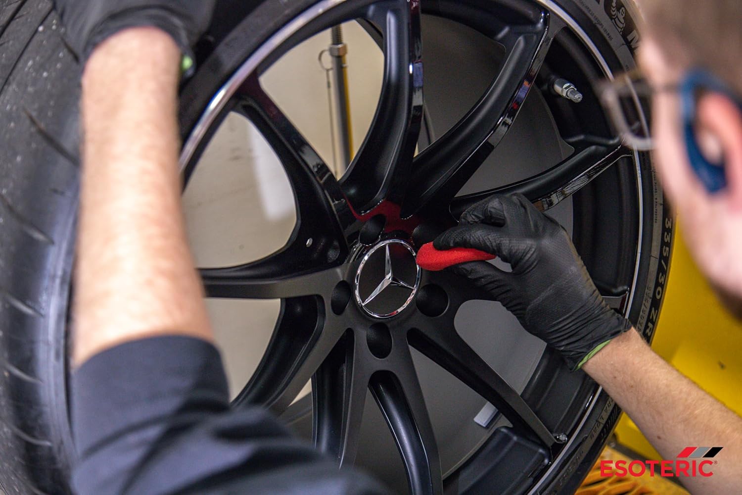 ESOTERIC Kamikaze Collection Stance Rim Coat Wheel Coating 30ml | Easy to Use Professional Grade Ceramic Coating for Cars | High Heat Resistant Wheel Coating | Safe for Brake Calipers | Low Odor