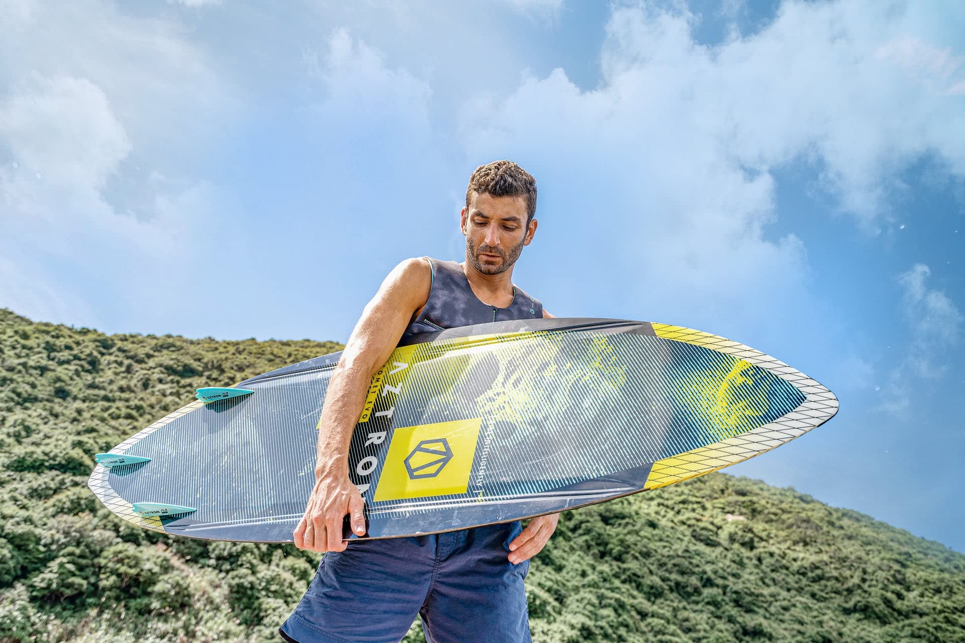 AZTRON Comet Evo WAKESURF Mixte Adulte Noir/Jaune 160 x 52 x 2