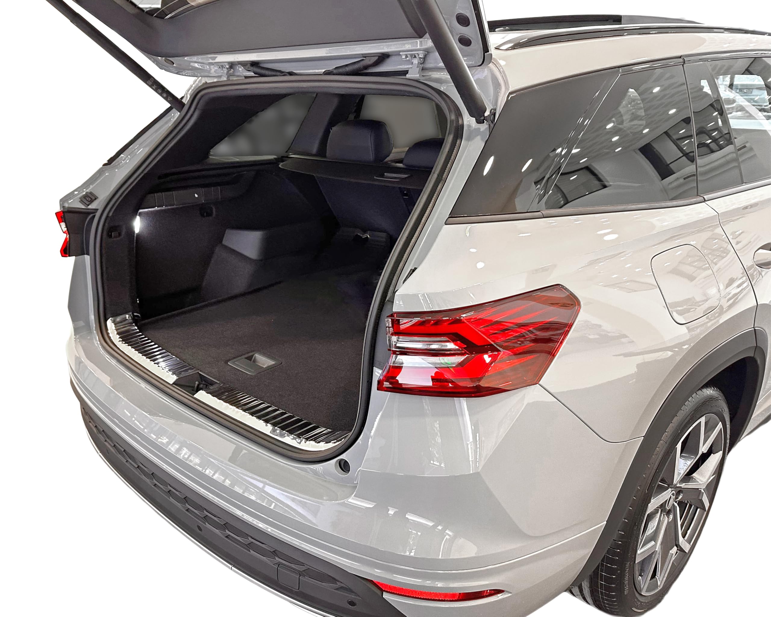 RECAMBO Protector de borde de carga de acero inoxidable interior cromado apto para Skoda Kodiaq II a partir de 2024 – Protección contra arañazos, contorno perfecto, acero inoxidable, base de cinta