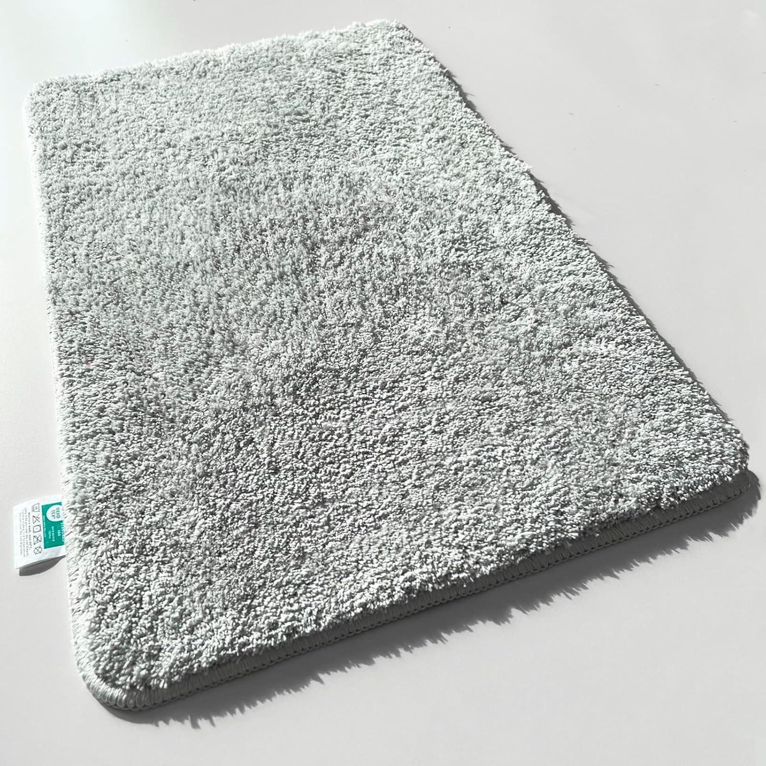Floordirekt Badematte Sky Uni - Badezimmerteppich - Weicher, dichter Hochflor - Rutschhemmend & Schnell trocknend - Geeignet für Fußbodenheizung - Eckig & Rund