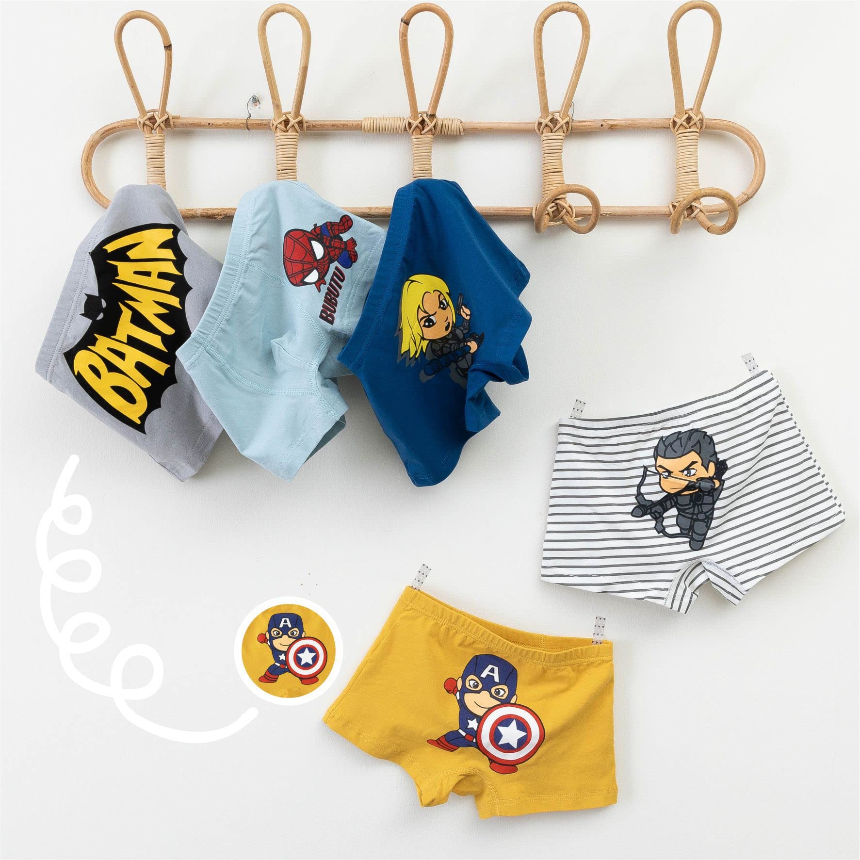 FEIFEI'S BOW Lot de 5 sous-vêtements Avengers Spiderman Batman pour enfant - Sous-vêtements en coton - Coffret cadeau