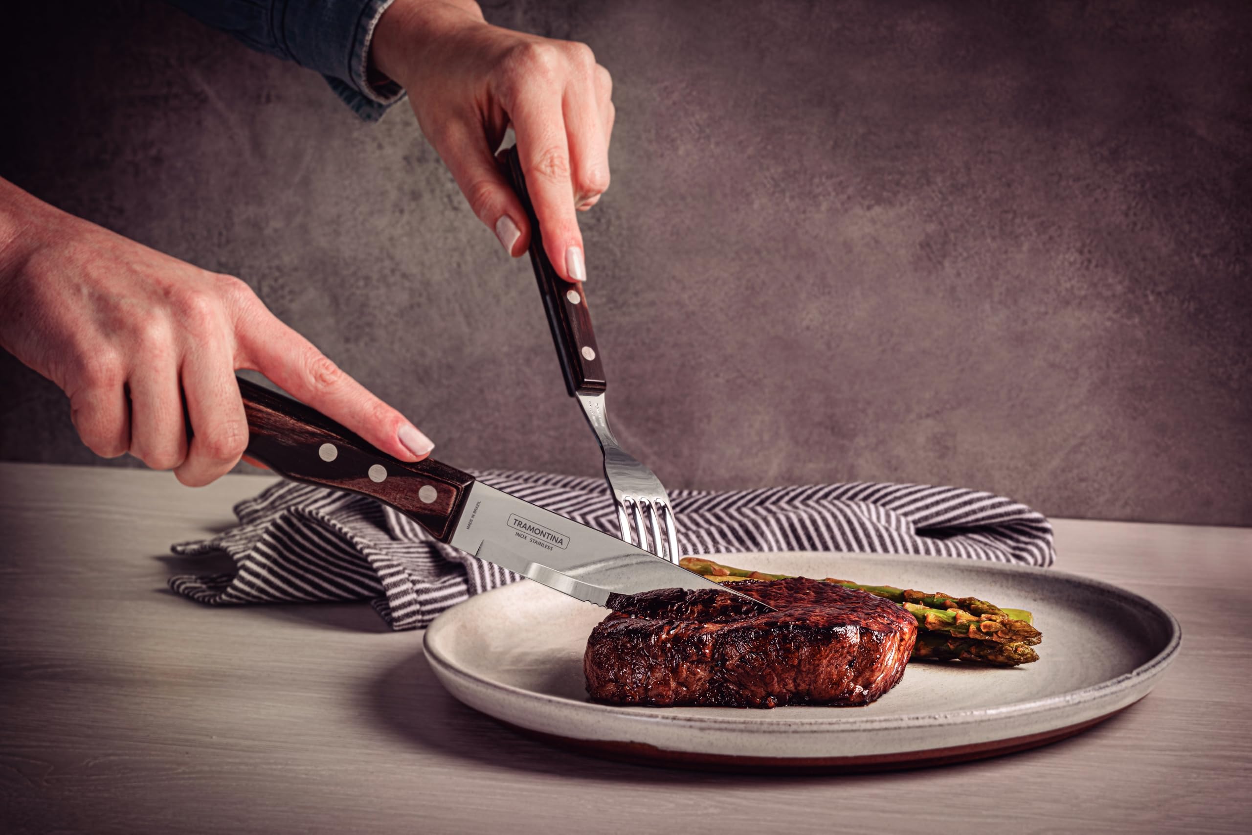Tramontina - Couteaux à steak Jumbo. 6pcs inox et bois.