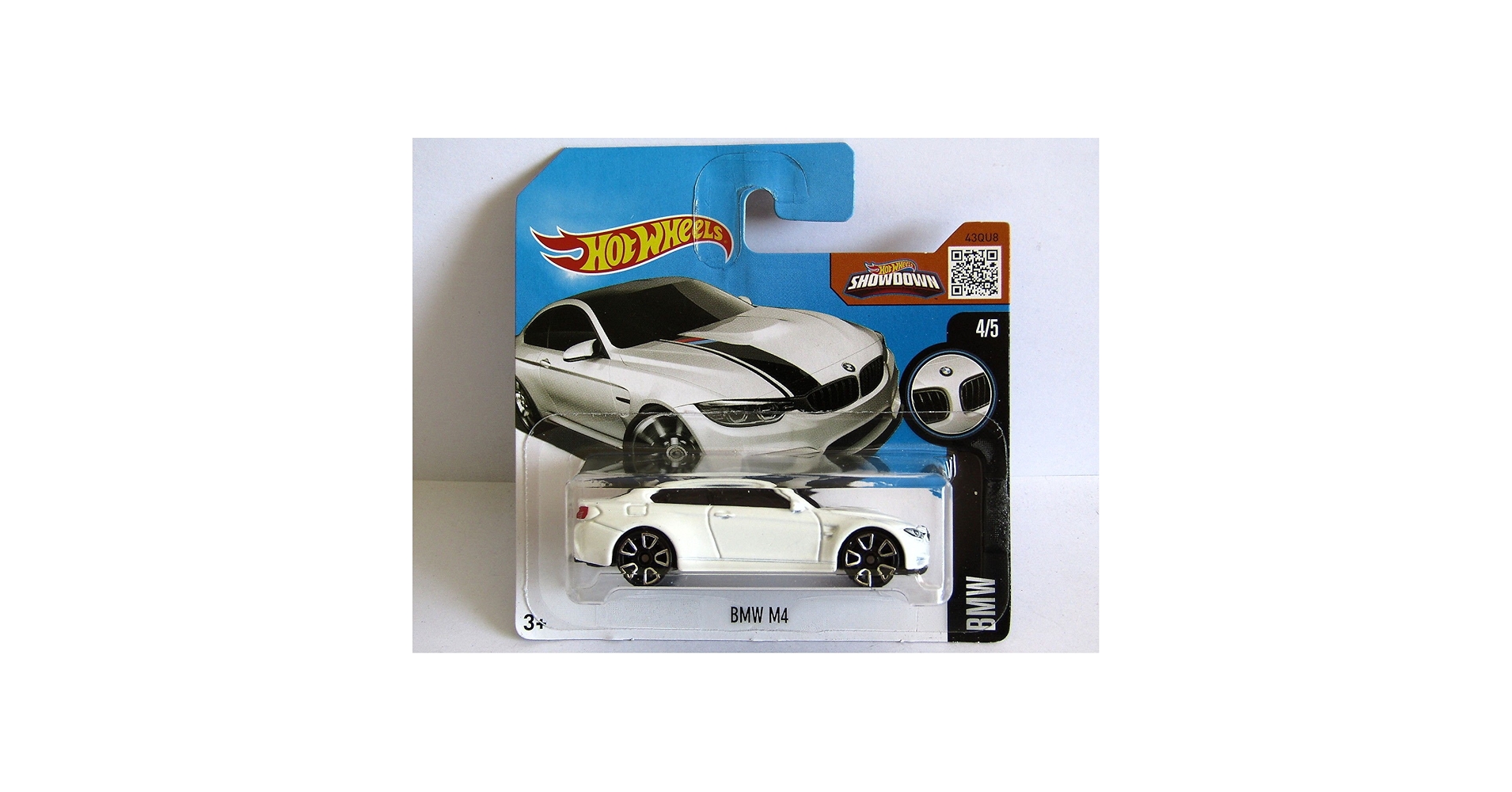 Hot Wheels BMW M4 ホワイト Hot Wheels BMW M4 Review 1:64 - YouTube