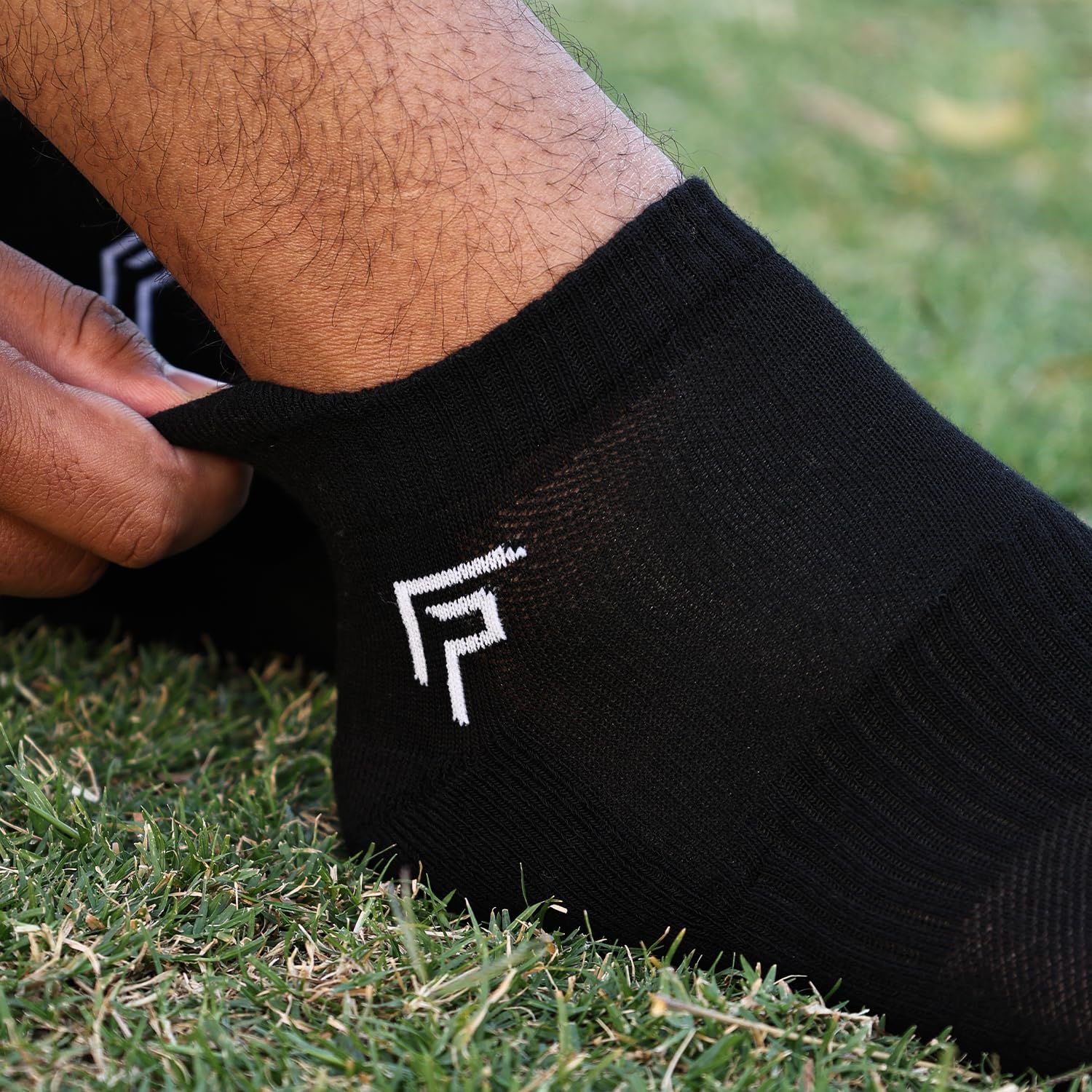 FOOTPRINTS Odour free Organic Cotton Unisex Kids Ankle Terry Sports Bamboo Socks - Black (12-15 Years) - Image 3 thumbnail