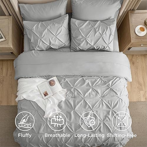 Miniatura 5 de Bedsure - Juego de ropa de cama tamaño queen, gris claro, cama en una bolsa de 7 piezas, con pinzas, pliegues, para regalo de Navidad, con edredón,