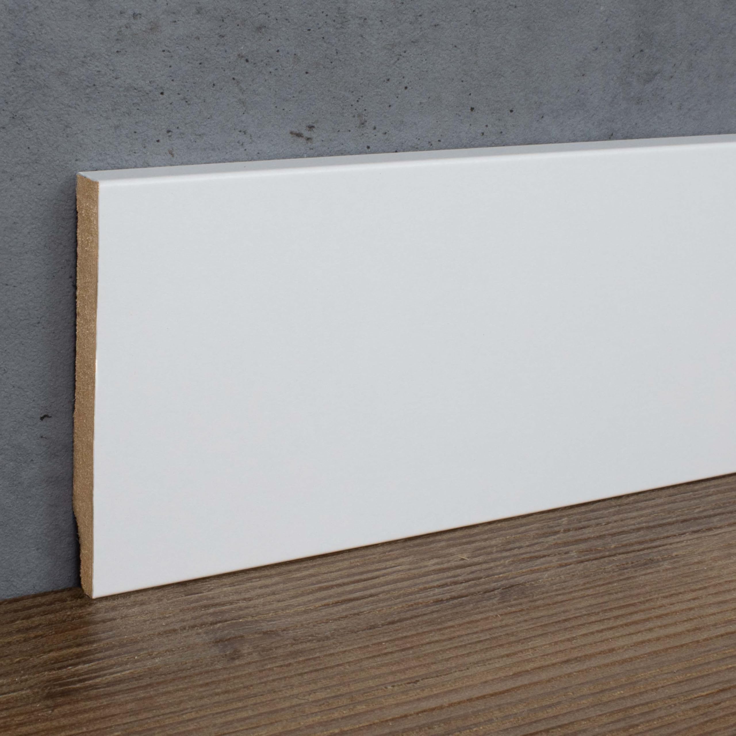 PROVISTON - Battiscopa in MDF, 13 x 110 x 2500 mm, nucleo in MDF laminato, bianco, per incollare, viti e chiodi, 25 m, 10 pezzi