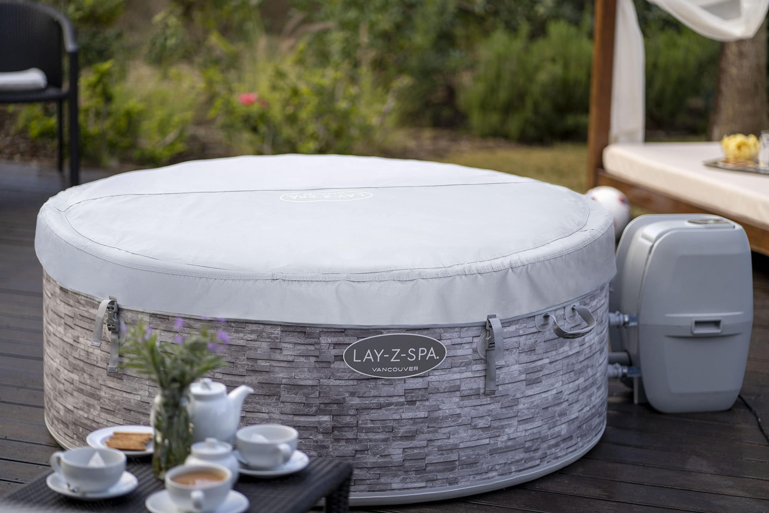 Bestway® Lay-Z-SPA® Vancouver AirJet Plus™ WiFi Whirlpool, 155 x 60 cm, mit App-Steuerung, 3-5 Personen, rund, Stein-Optik | mit App-Steuerung, 3-5 Personen, rund, Stein-Optik