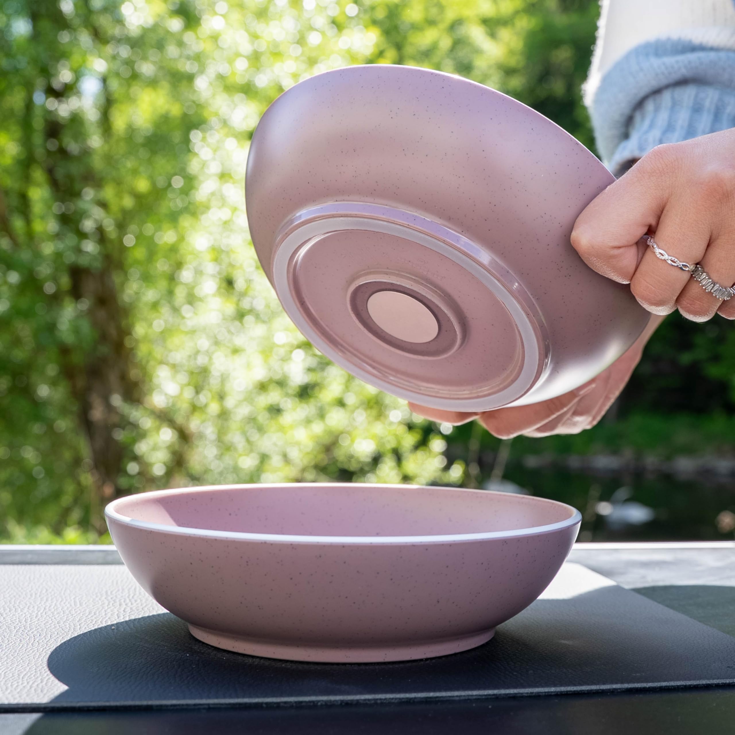 silwy Magnet-Food-Bowls DOLOMIT – 2er-Set | Ø 20 cm | Magnetische Kunststoff-Schüsseln mit Anti-Slip-Ring | Für Wohnmobil, Camping & Boot | Bruchsicher, leicht & klapperfrei | Made in Germany