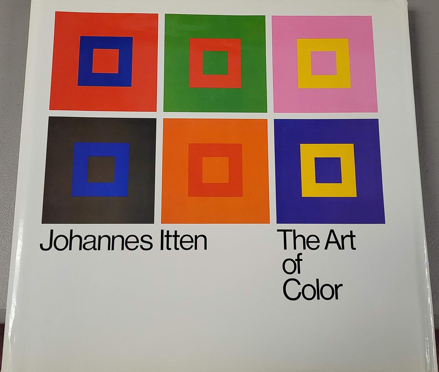 The art of color;: The subjective experience and objective rationale of ...