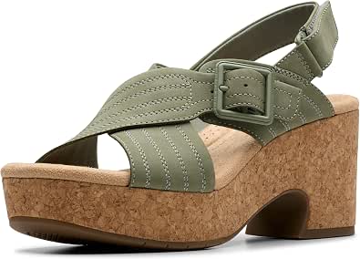 Clarks Sunmaze Loop Sandal in Black