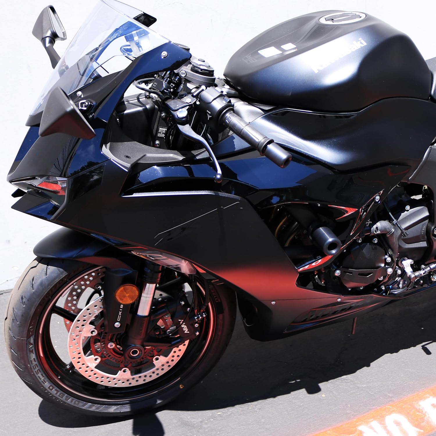 Shogun Bundle Kit USA Made Kaw Ninja ZX6R ZX-6R ZX 636 2024 2025 2026 KRT NO Cut Black Frame Sliders & Matching Swingarm Spools Fits ABS & Non ABS Models - 751-4469