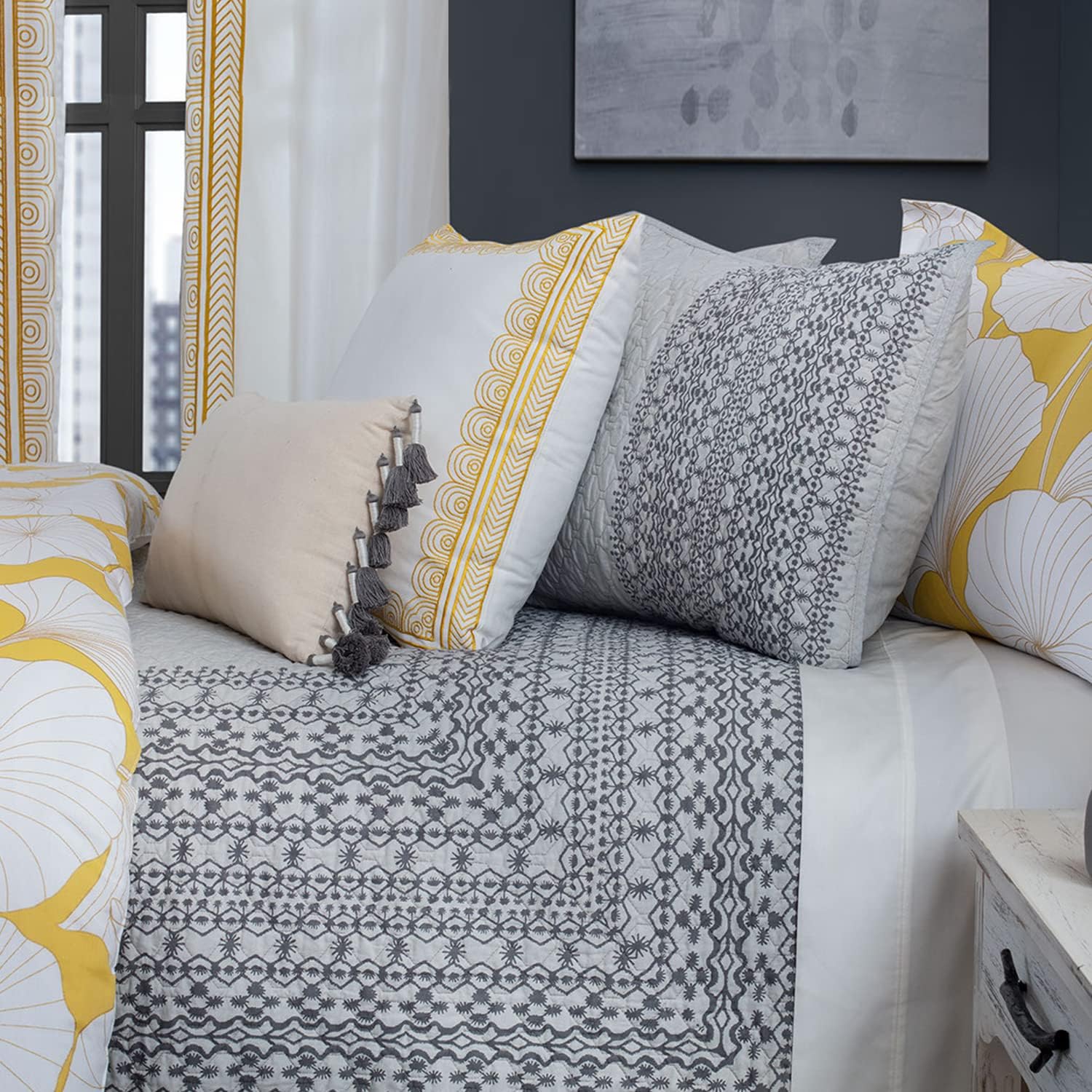 Gingko Gray Reversible Cotton King Quilt Set with 2 Shams