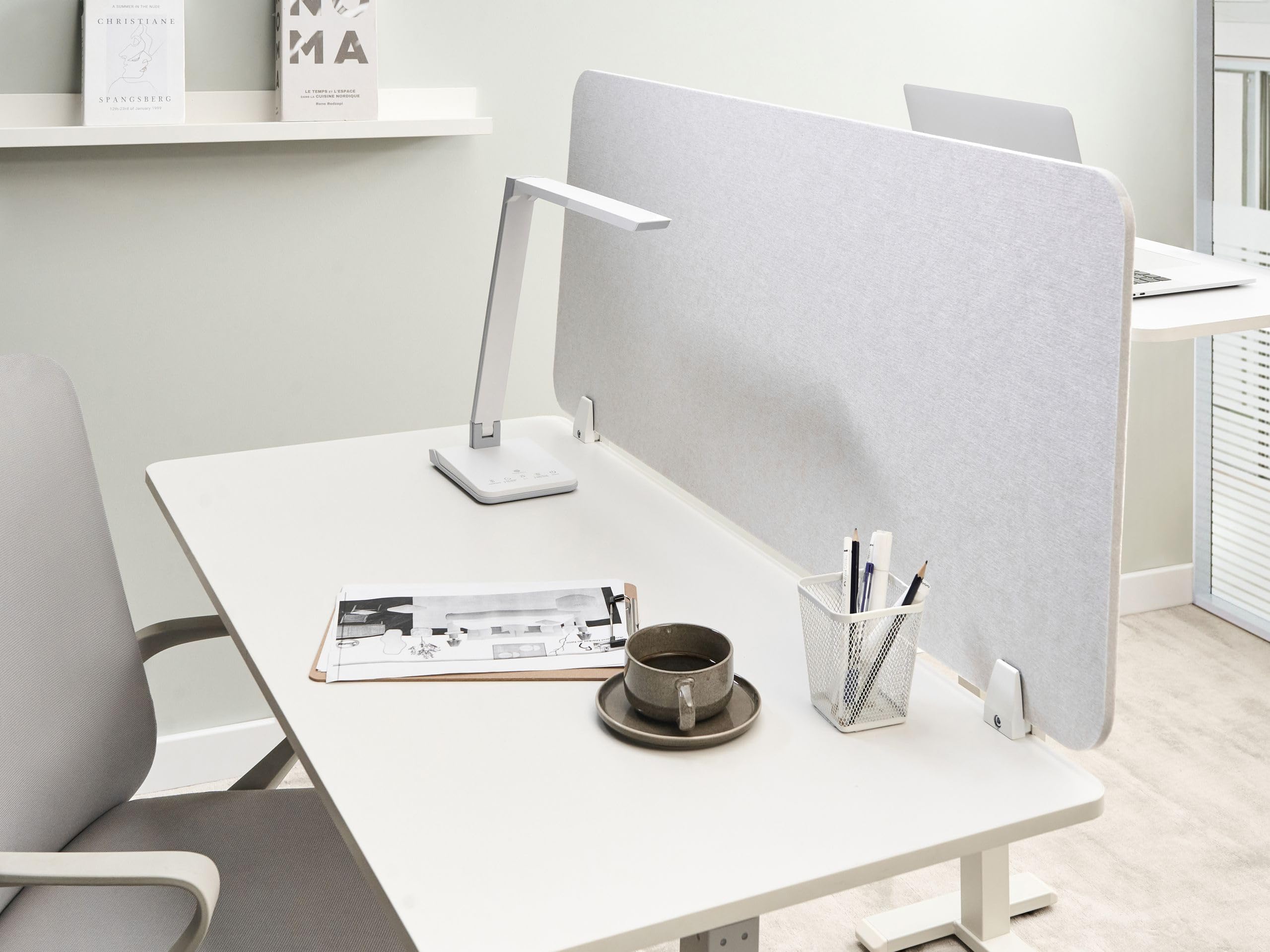 Beliani Divisorio da scrivania Pet Pannello Acustico Tessuto fonoassorbente 120 x 50 cm Bianco Sporco