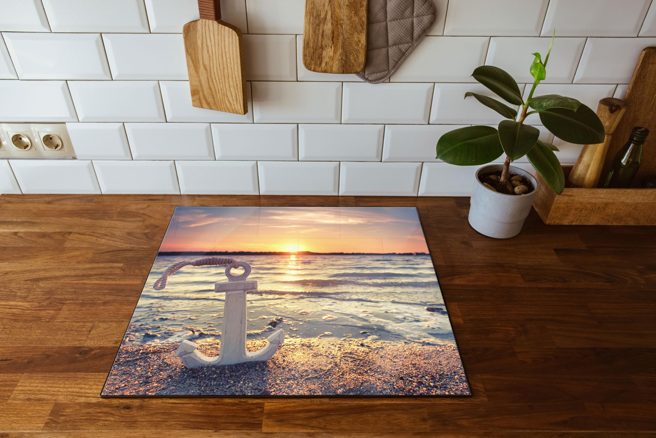 Anker am Ostseestrand im Sonnenuntergang Herdabdeckplatte & Spritzschutz aus Echtglas | Für Herd-Kochfelder | 60x52 cm