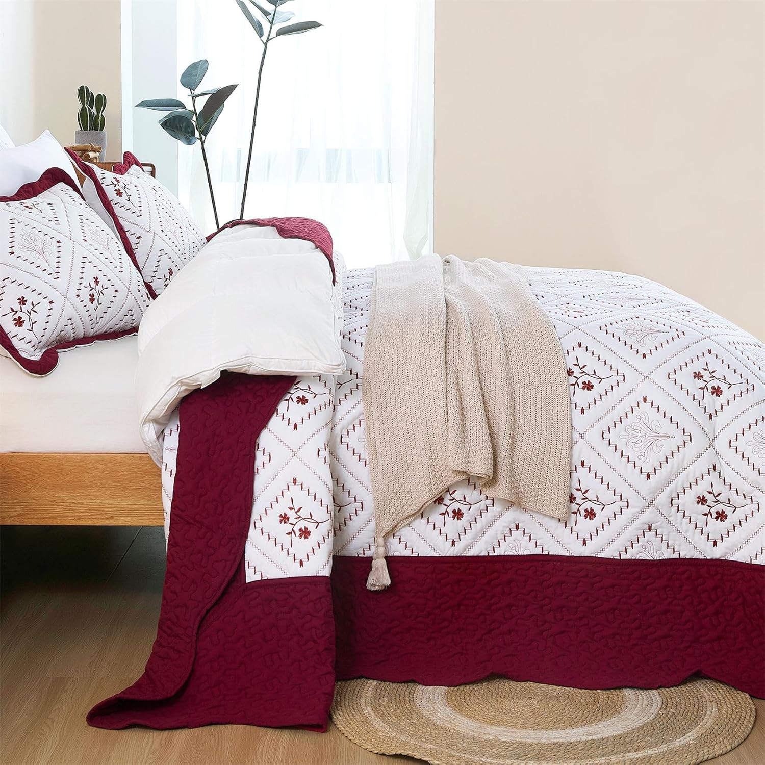 Cmfshape Oversized King Quilt Set Christmas Red-128x120 California King Bedspread with 2 Pillow Shams-Exquisite Embroidery Bedding Comforter for All Season-Lightweight Coverlet Drop to The Floor