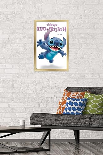 Miniatura 2 de Trends International Disney Lilo and Stitch - Póster de pared de la serie Stitch Feature Series, 14.72 x 22.37 pulgadas, versión enmarcada en oro
