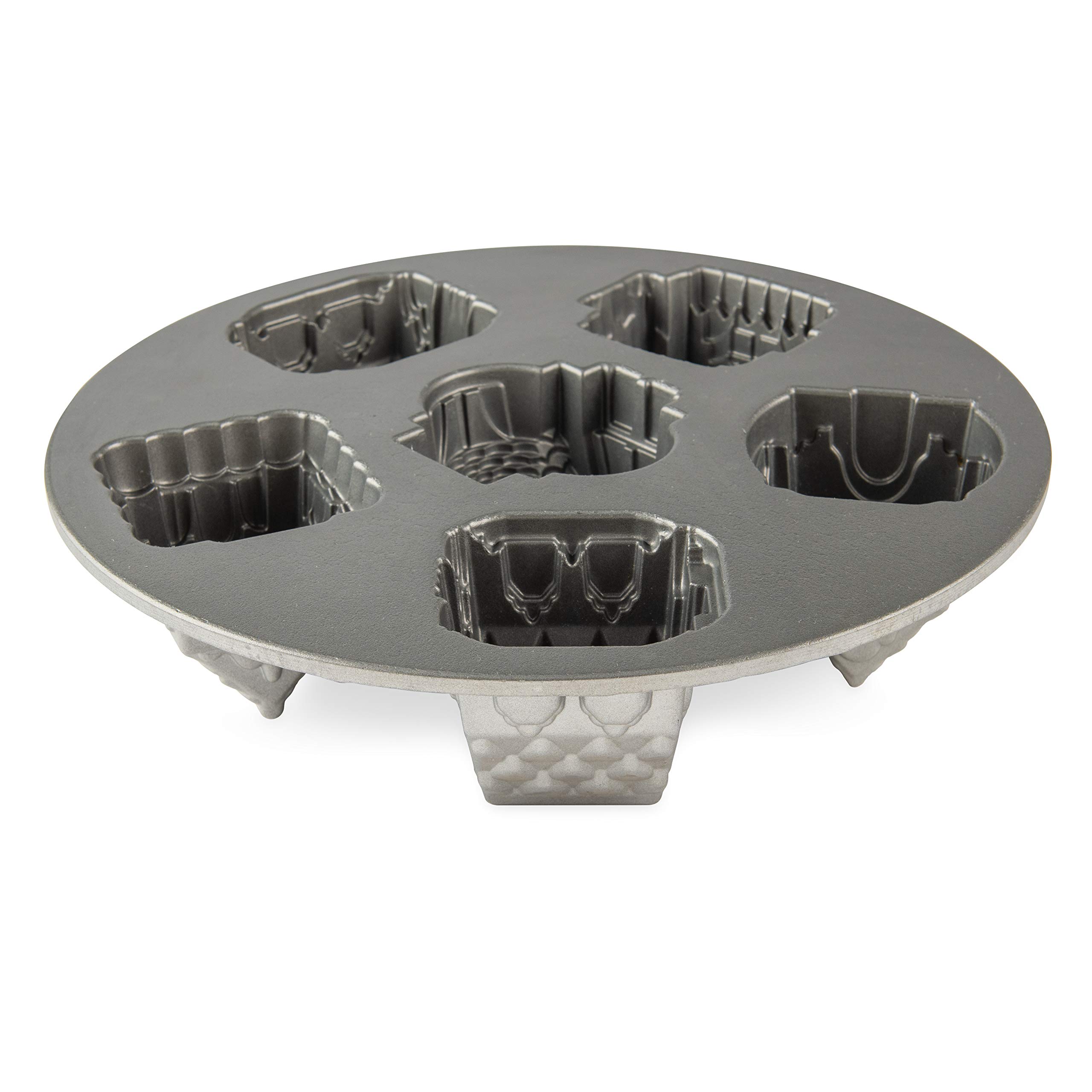 Nordic Ware Moule à Gâteau Petit Village de Noël, moule en fonte d'aluminium pour la création de gâteaux festifs, moule gâteau de Noël antiadhésif fabriqué aux États-Unis, couleur : argenté