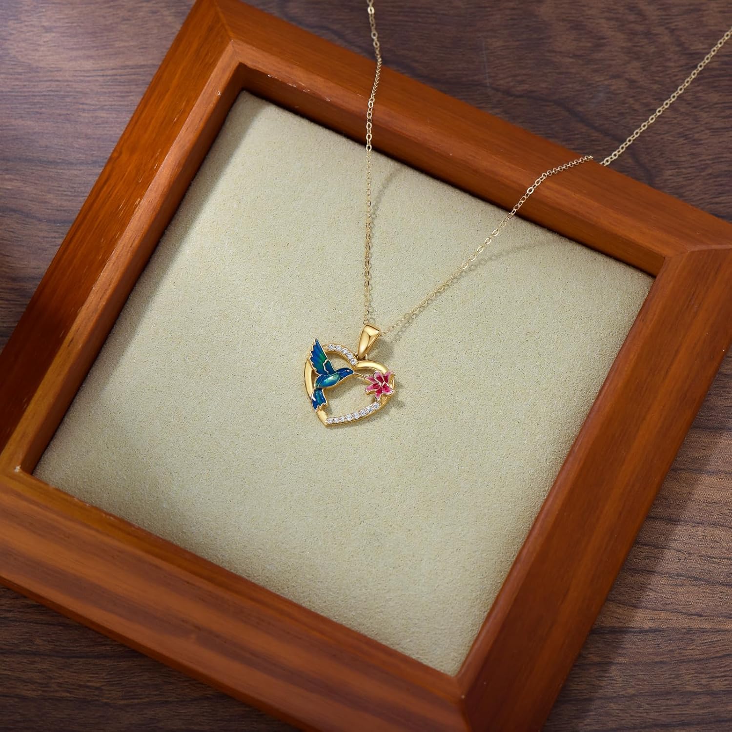 SISGEM 14K Solid Gold Hummingbird Necklace for Women,14kt Real Gold Heart Humming Bird Pendant Necklaces with 5A Cubic Zirconia Cute Animal Jewelry Gifts Christmas Birthday for Mom Wife,16+2 inch