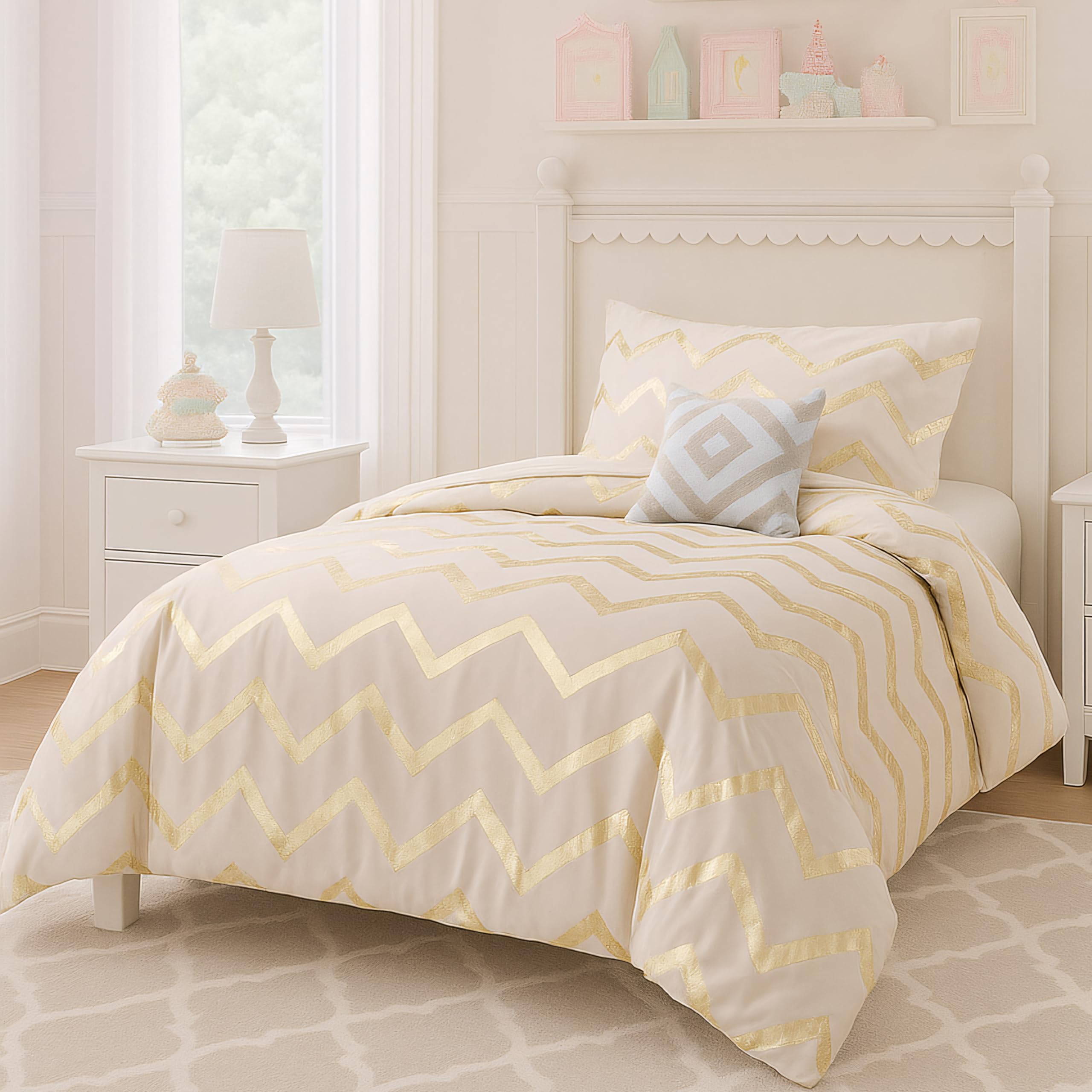 Codi Cream White and Gold Comforter Set for Twin/Twin XL Size Bed, Cute Metallic Ivory Bed Sets, 3 Piece (1 Matching Sham + 1 Decorative Pillow)