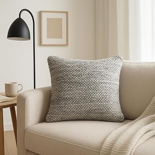 Miniatura 6 de Fab Habitat Almohada para interiores y exteriores, hecha de hilo de poliéster reciclado, resistente a las manchas, lavable a máquina, inserto