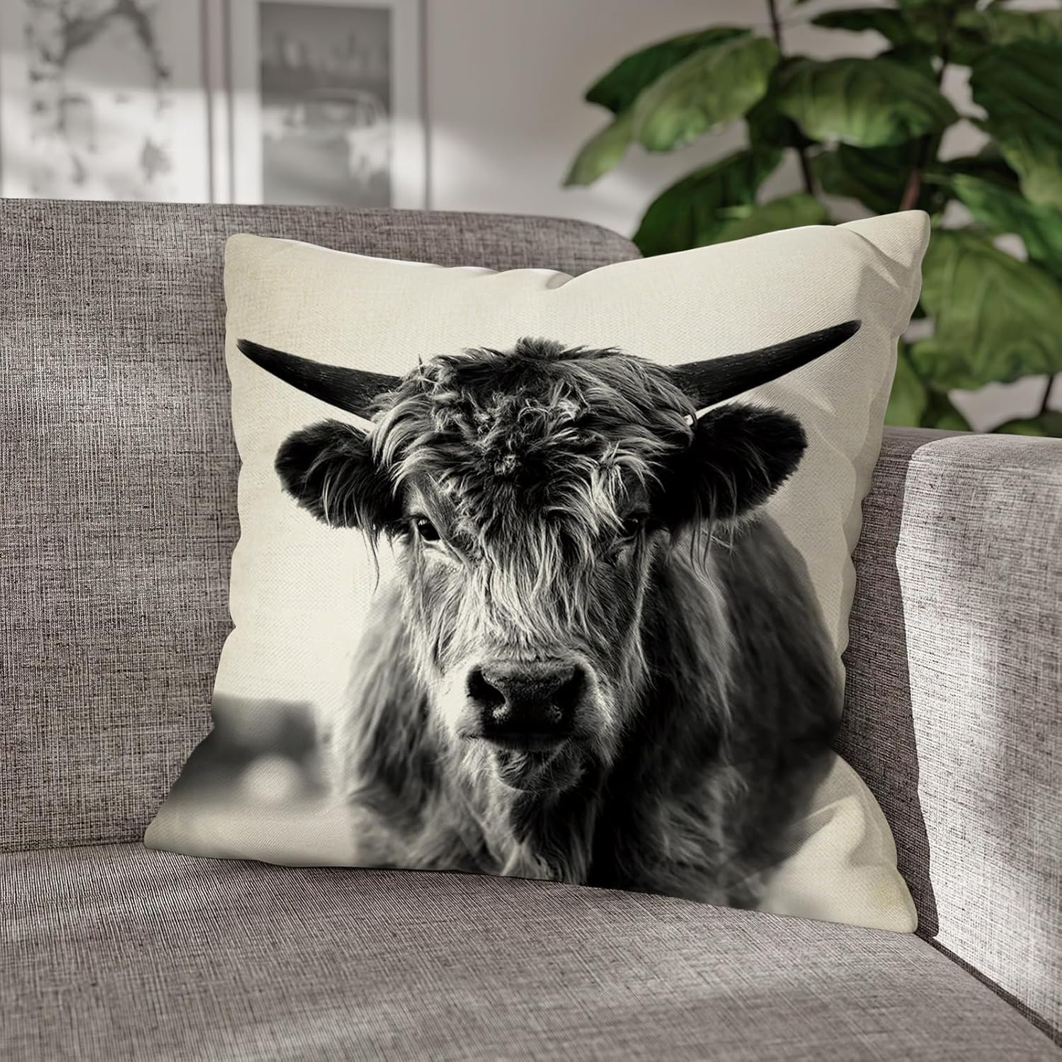Fahrendom Farmhouse Highland Cow Decorative Throw Pillow Covers 18 x 18 Set of 4, Black White Vintage Farm Animal Porch Patio Outdoor Pillowcase, Rustic Sofa Couch Cushion Case Home Decor