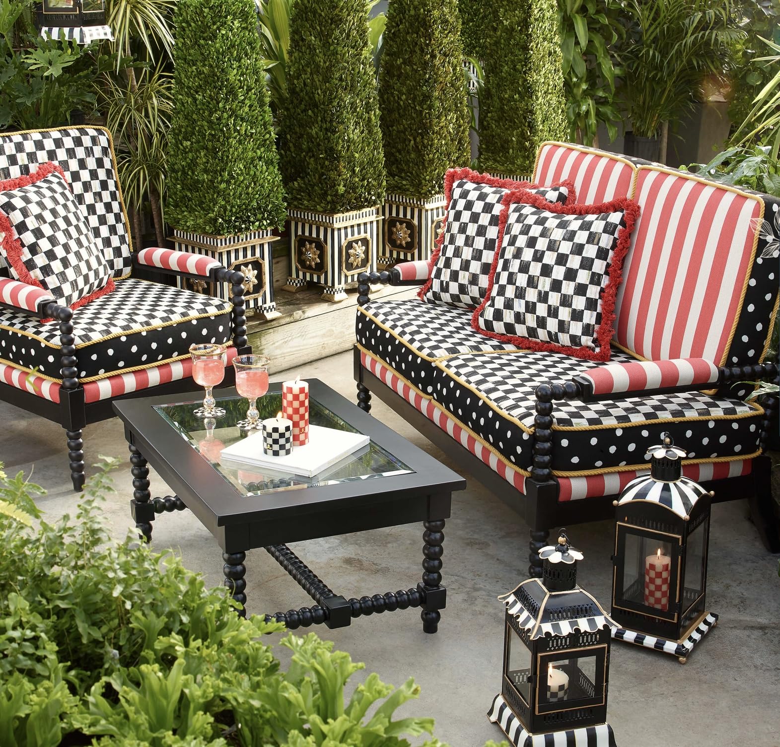 マッケンジーチャイルズ　大型スクエアクッション マッケンジーチャイルズ 大型スクエアクッション マッケンジー