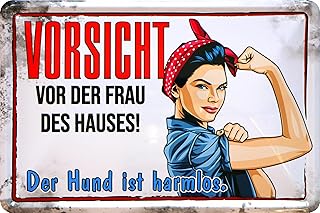 WOGEKA ART Retro Tin Sign - Beware of the Woman of the House - Funny Saying as a Gift Idea for Decoration, 20 x 30 cm, Made of Metal in Vintage Design 668