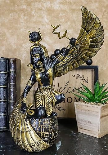 Miniatura 9 de Ebros Gift Diosa egipcia de la maternidad y madre mágica Isis Ra sosteniendo Ankh con alas abiertas Estatua decorativa 9 pulgadas H Dioses y diosas