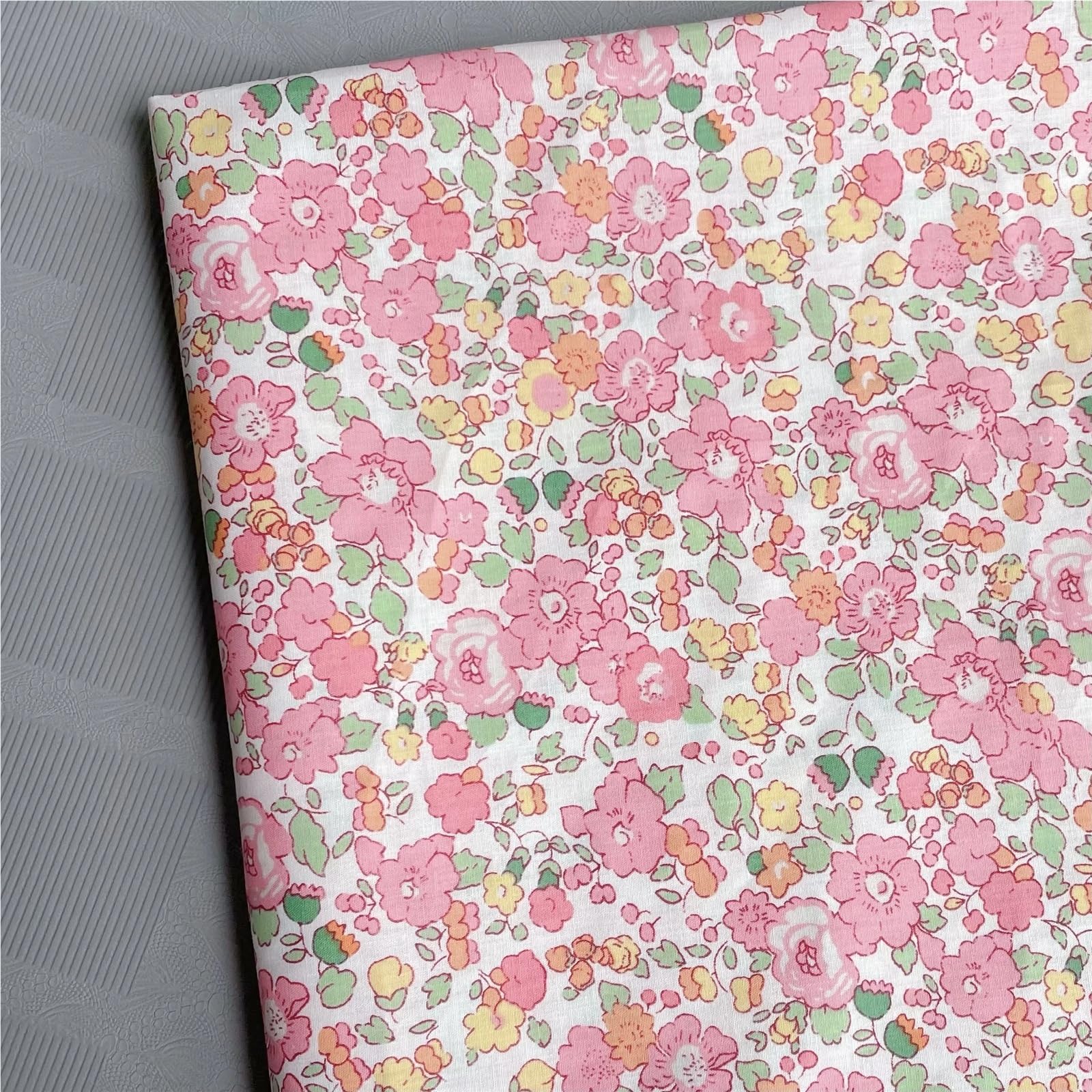 Popeline de coton imprimé floral 40S haut de gamme pour haute couture