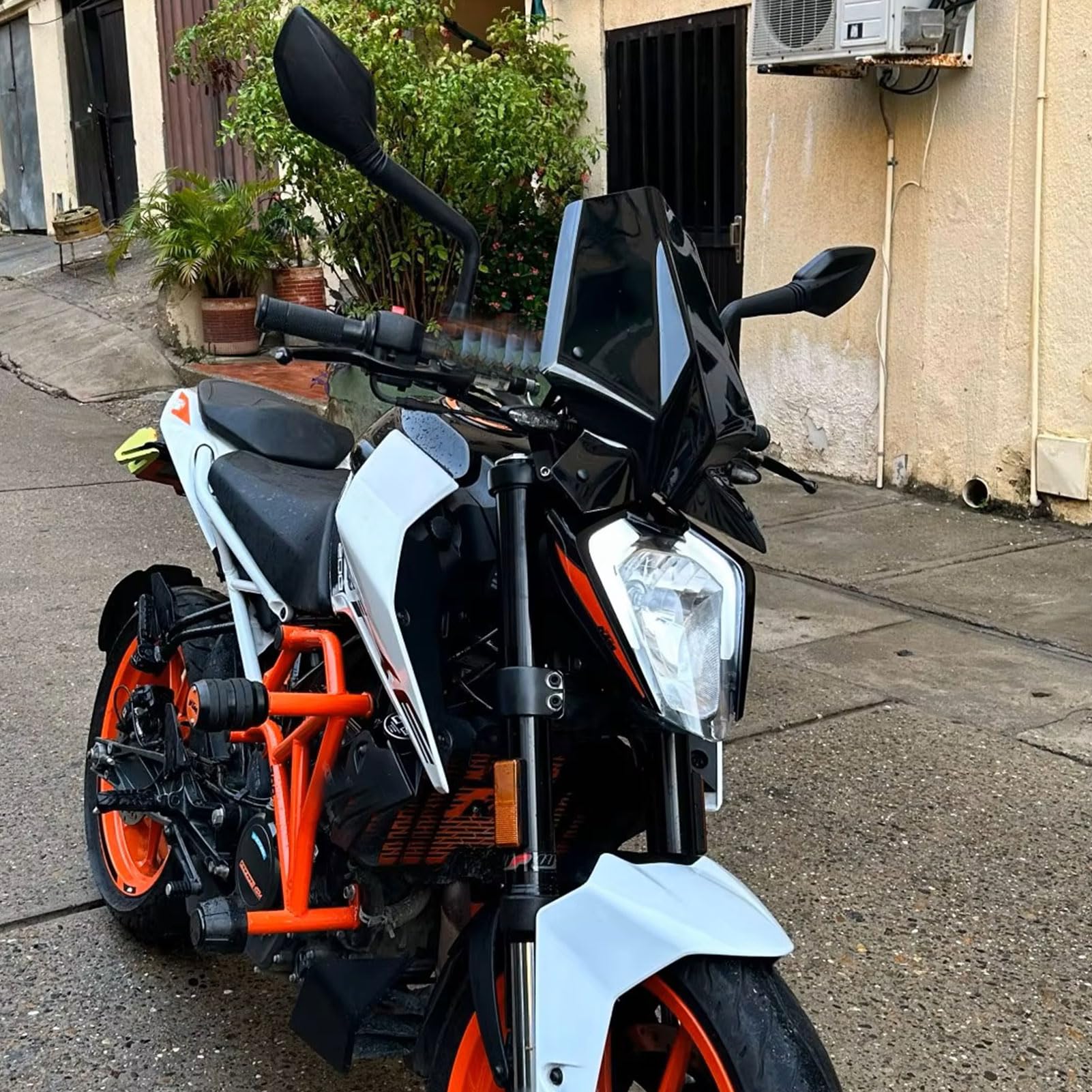 Parabrisas de Motocicleta Replacement for Duke 125 Duke 390 Duke-125 Duke-390 2017 2018 2019 2020 2021 Parabrisas Carenado Delantero Deflector de Aire (Humo Negro)