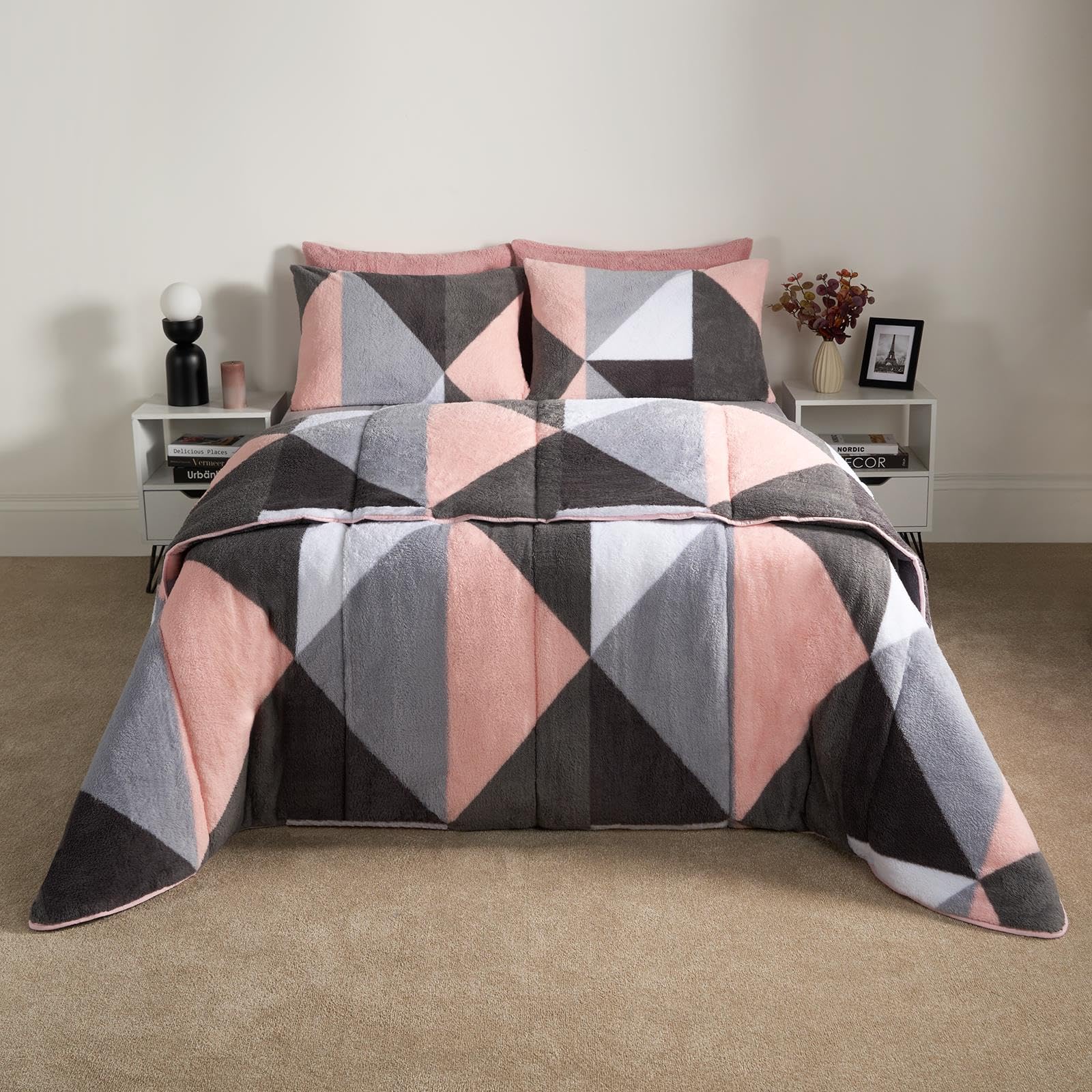 OHS Geometric Teddy Fleece Coverless Duvet Quilt - Pink Double 10.5 TOG Pillowcase