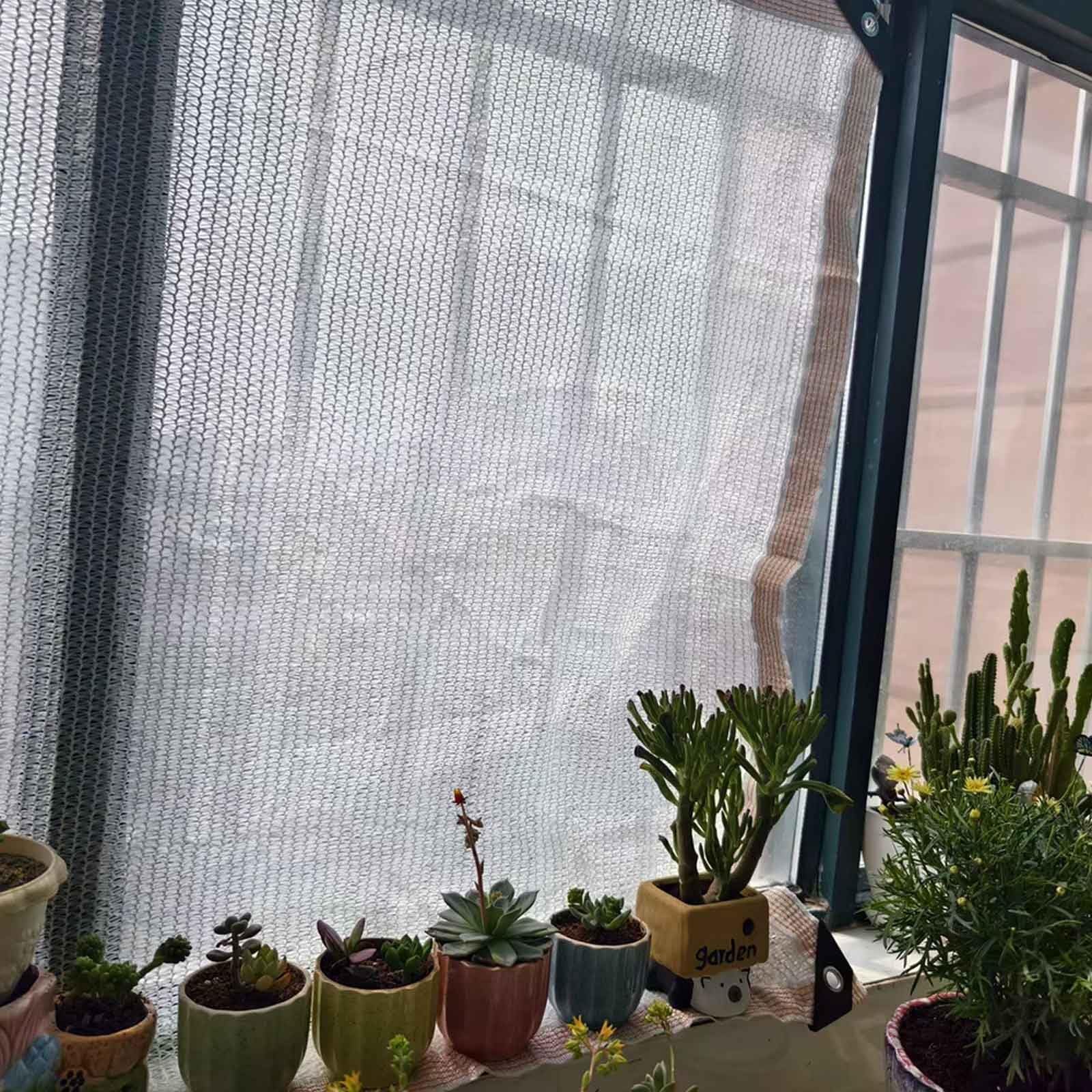 Toile d'ombrage blanche avec œillets pour jardin, protection UV, couverture de plantes et fleurs de plage, 4 x 12 m / 13x39ft, blanc