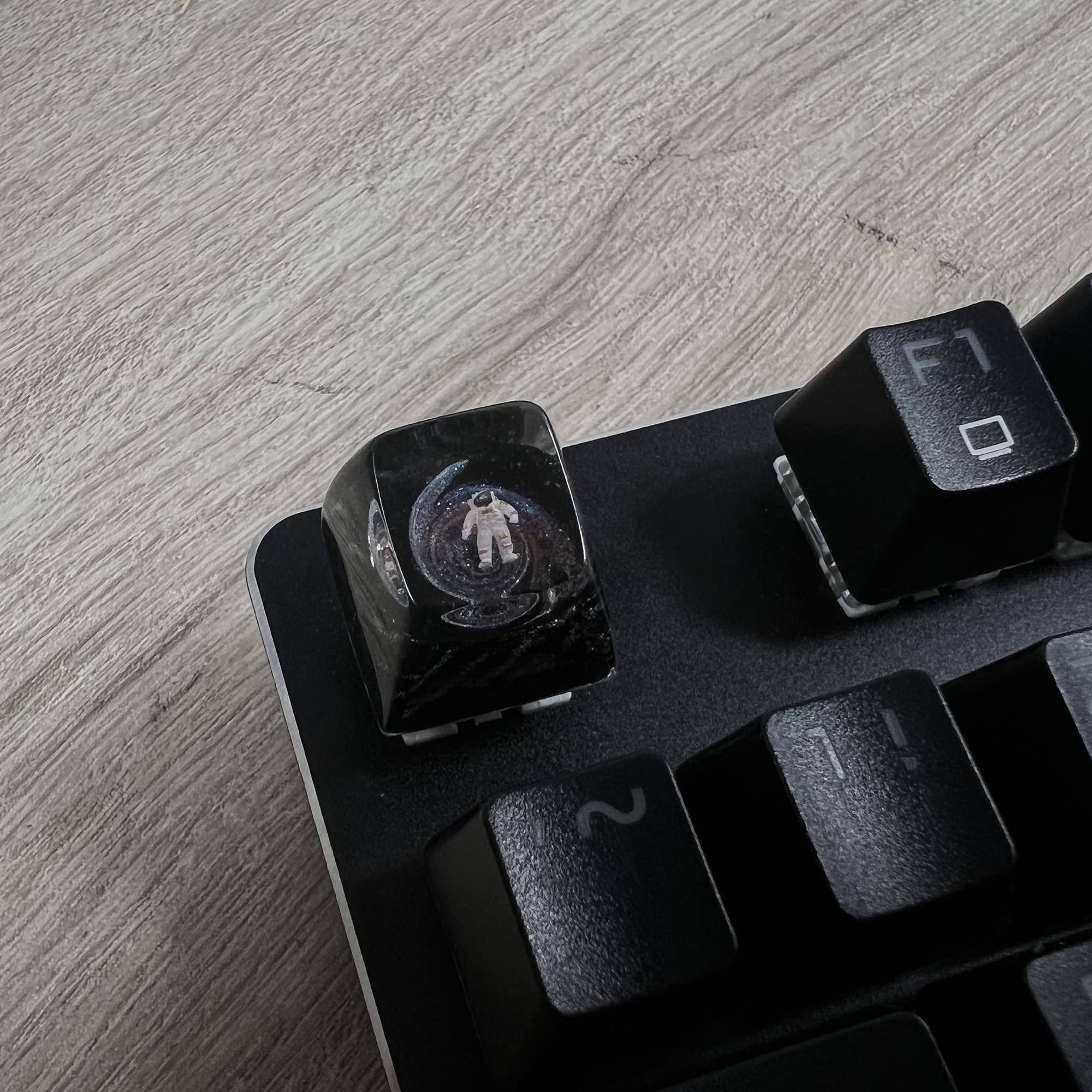 LINWINCustom Keycap Astronaut Keycap for MX Mechanical Keyboard Unique Gifts for Frien - 2