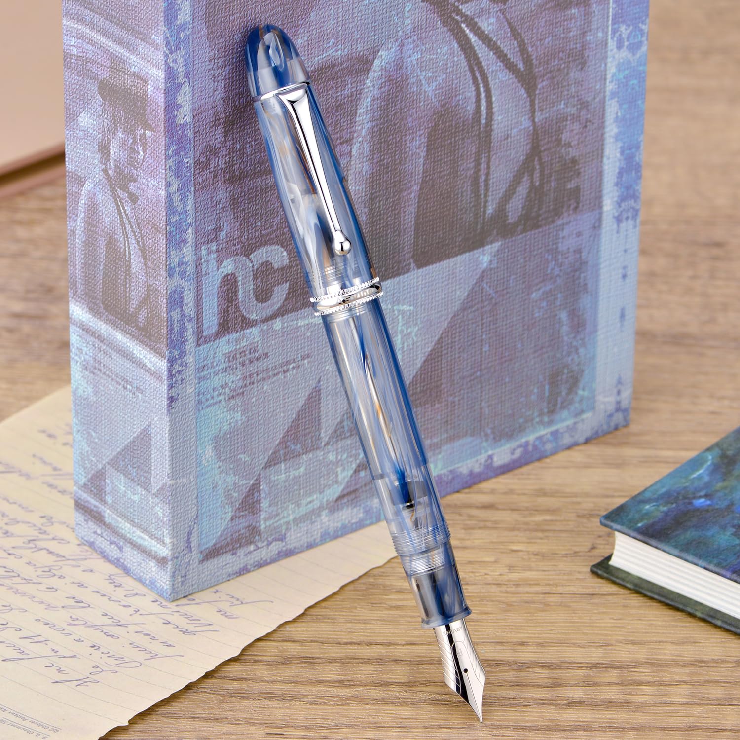 Asvine Stylo plume V800 - Système de remplissage sous vide - Grande capacité d'encre - Plume de 1,1 mm - Pour calligraphie et dessin artistique - Avec clé - Bleu/marron